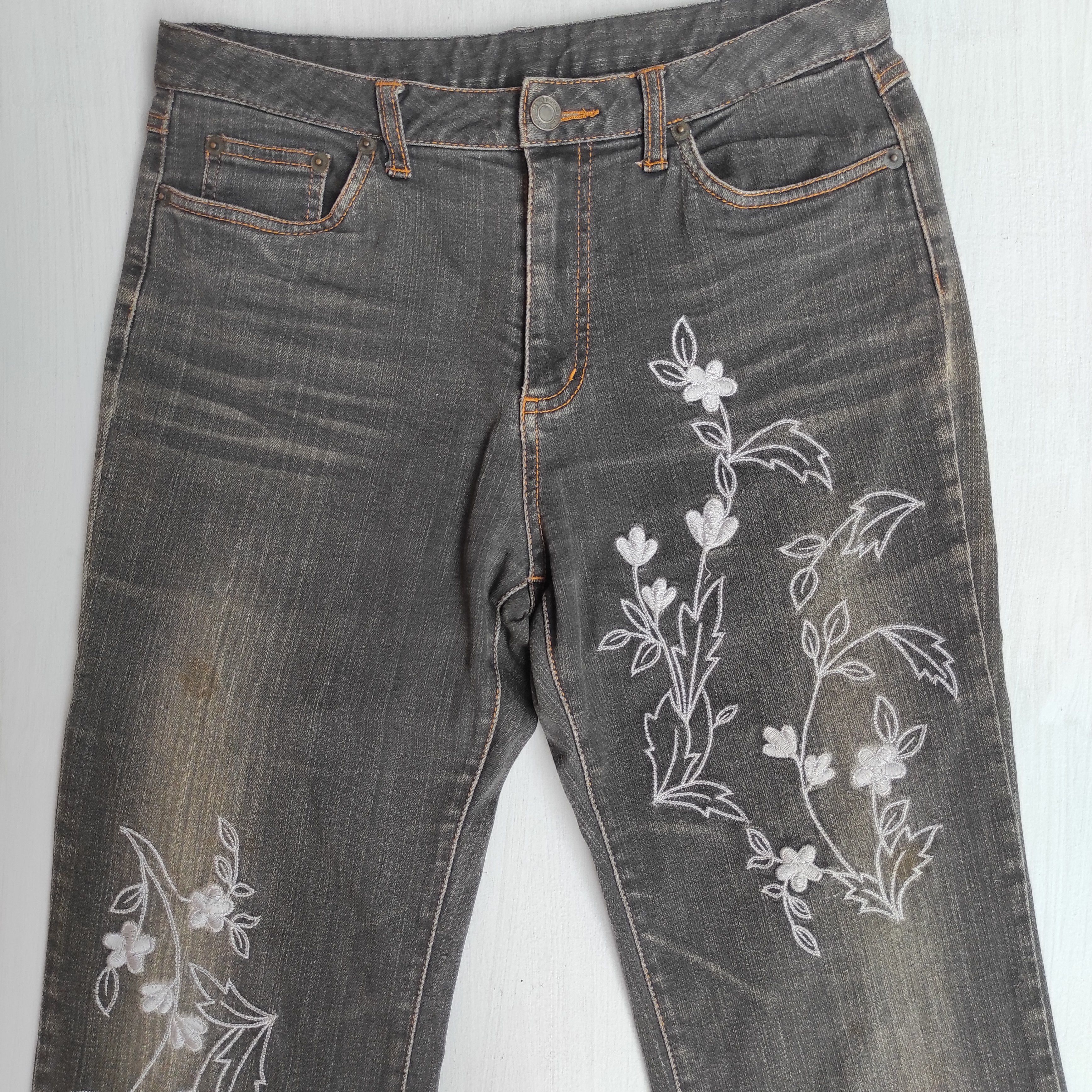 Hysteric Glamour Flare Jeans Embroidered denim women Size 28" / US 6 / IT 42 - 2 Thumbnail