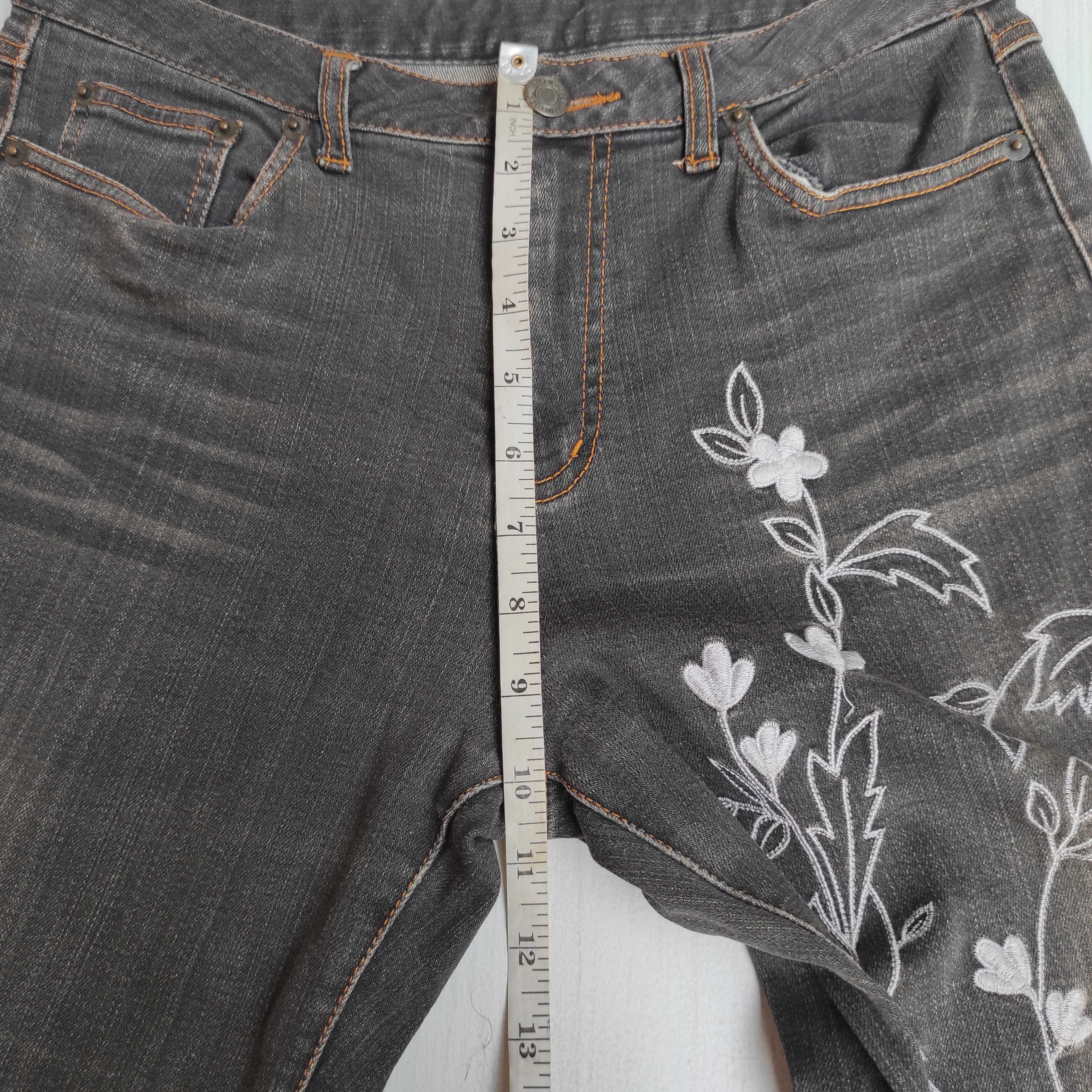 Hysteric Glamour Flare Jeans Embroidered denim women Size 28" / US 6 / IT 42 - 16 Thumbnail