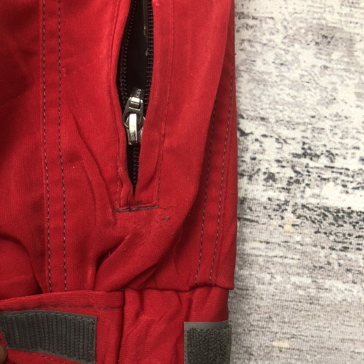 Descente × Tag Heuer Y136. DESCENTE X TAG HEUER CANADA CHAMPIONSHIP SKI JACKET Size US M / EU 48-50 / 2 - 9 Thumbnail
