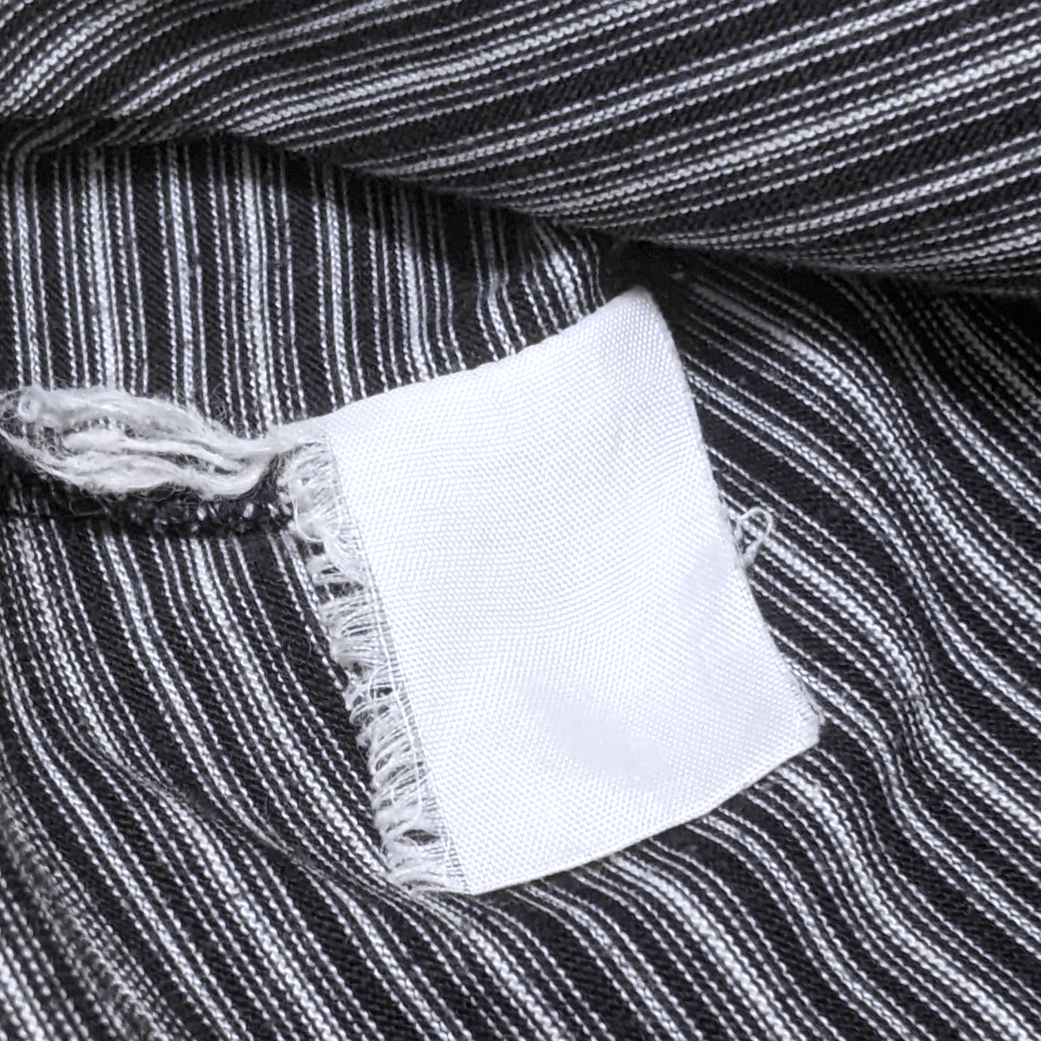 Gianni Valentino × Valentino × Vintage Vintage 90s Gianni Valentino Striped Pocket T shirt Size US L / EU 52-54 / 3 - 7 Thumbnail