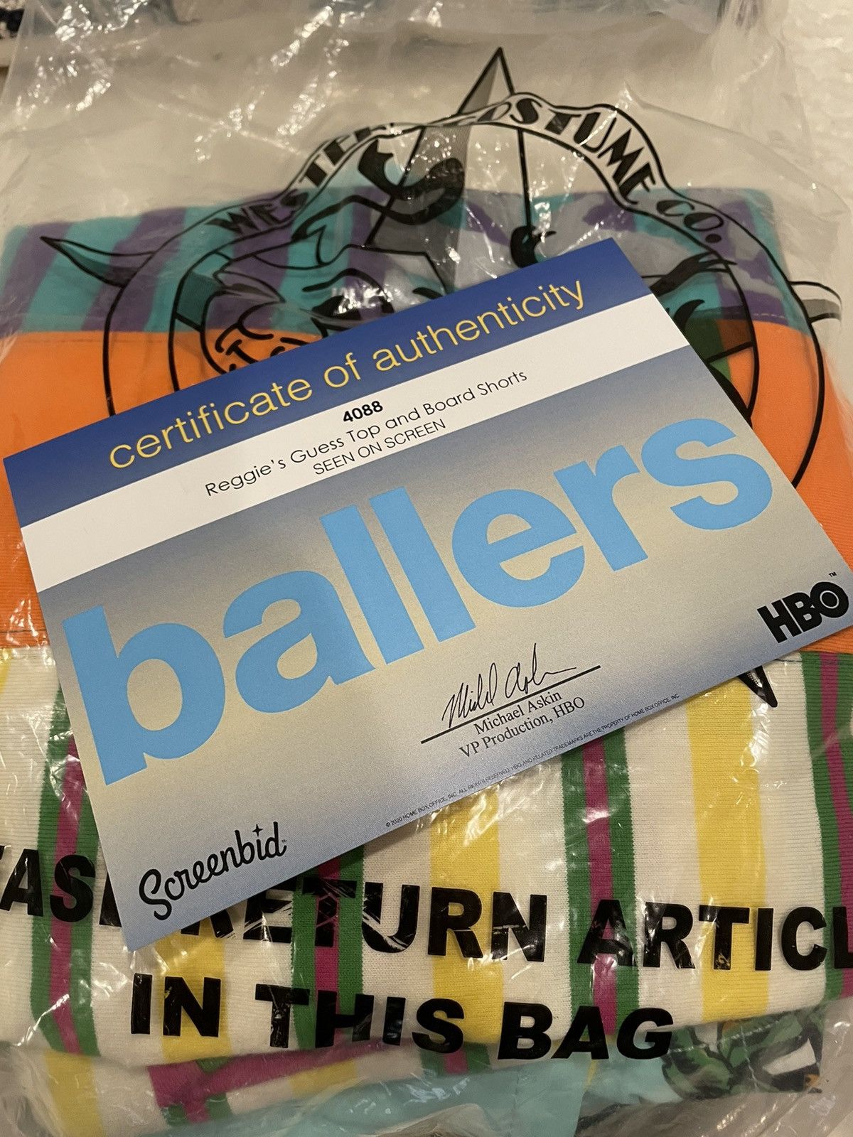 Darren Romanelli × Guess Guess produce // Dr. Romanelli // Ballers worn on screen Size US M / EU 48-50 / 2 - 4 Thumbnail