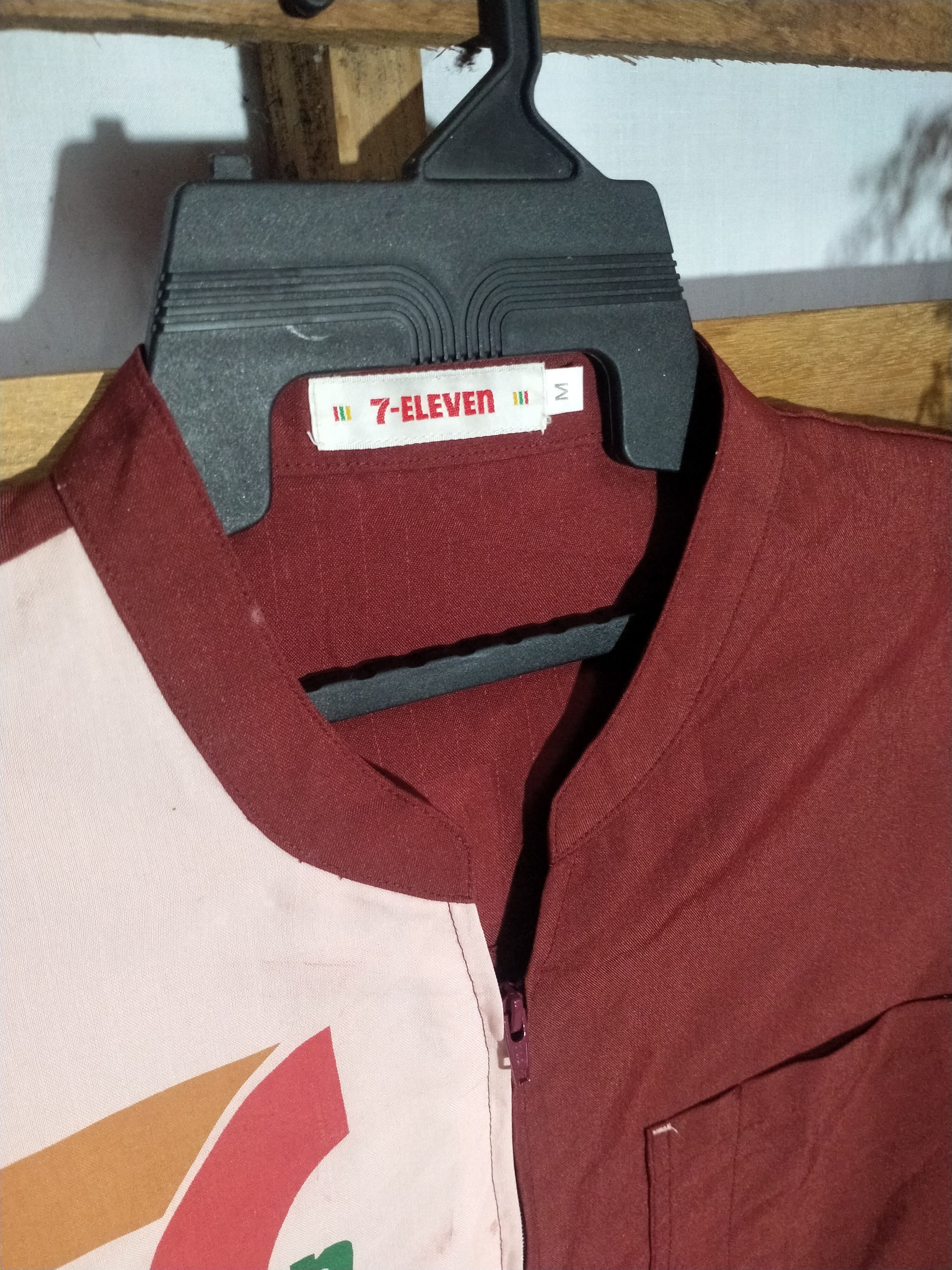 Japanese Brand 90's 7 ELEVEN JAPAN UNIFORM ZIPPER WORKWEAR Size US M / EU 48-50 / 2 - 3 Thumbnail