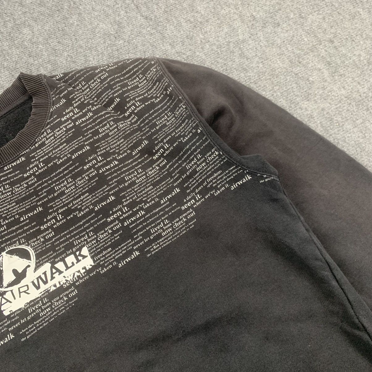 Sunfaded Black Vintage Airwalk Sweatshirt