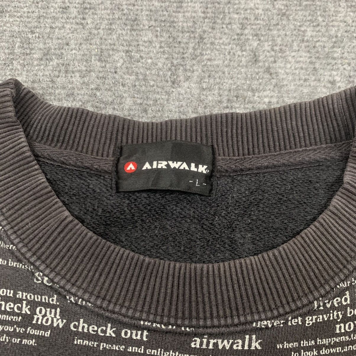 Sunfaded Black Vintage Airwalk Sweatshirt