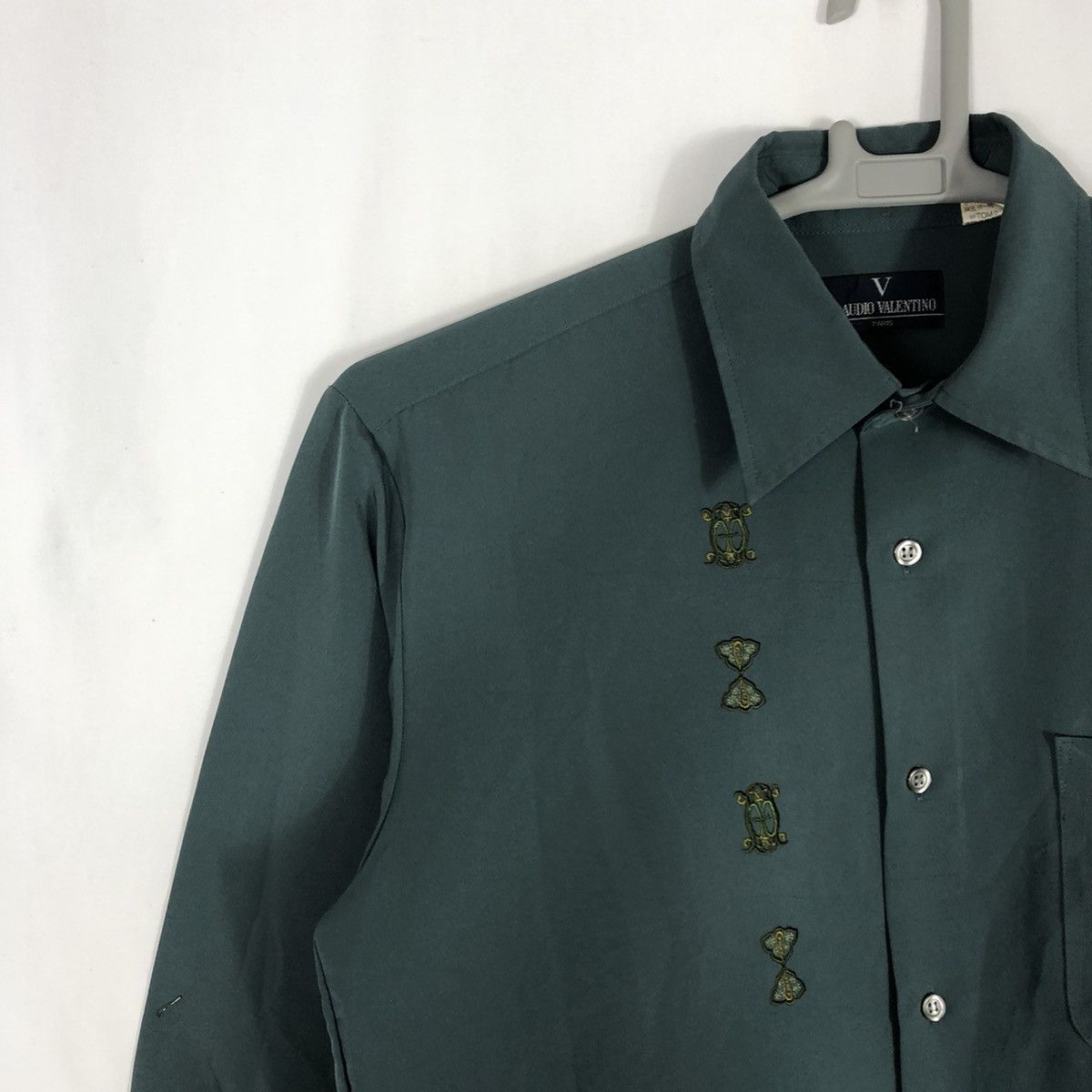 Designer × Vintage Claudio Valentino Nice Silk Button Shirts For Women Size ONE SIZE - 4 Thumbnail