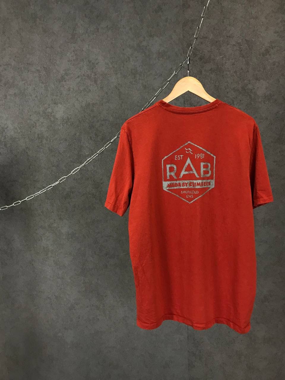 Rab Rab outdoor streetwear overprinted tee Size US XL / EU 56 / 4 - 2 Thumbnail