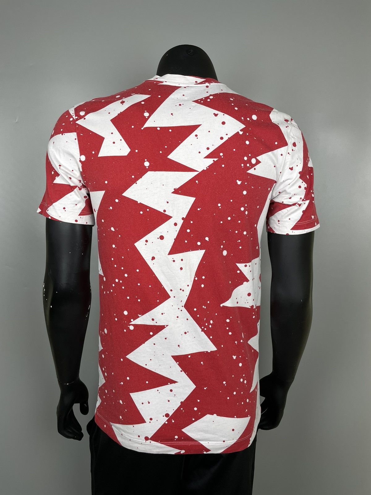 Jordan Brand × Nike Nike Air Jordan T-shirt Size US S / EU 44-46 / 1 - 4 Thumbnail