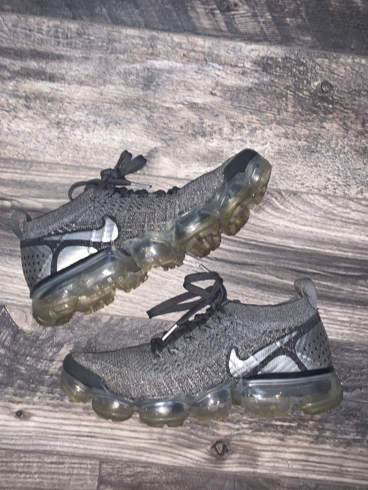 Nike Air VaporMax Flynit 2 “chrome gray”