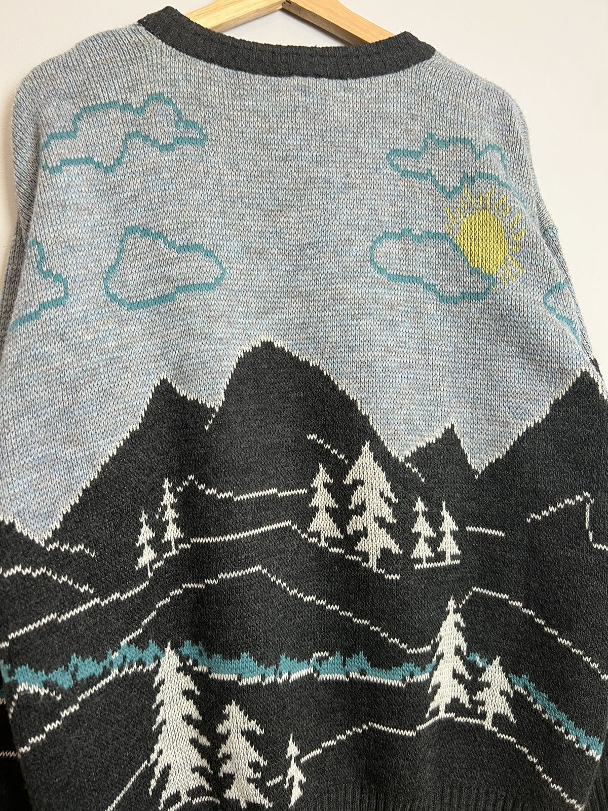 Vintage Vintage Avant Garde Forrest Baloons Japanese Vibe Knit Hype Size US M / EU 48-50 / 2 - 4 Thumbnail