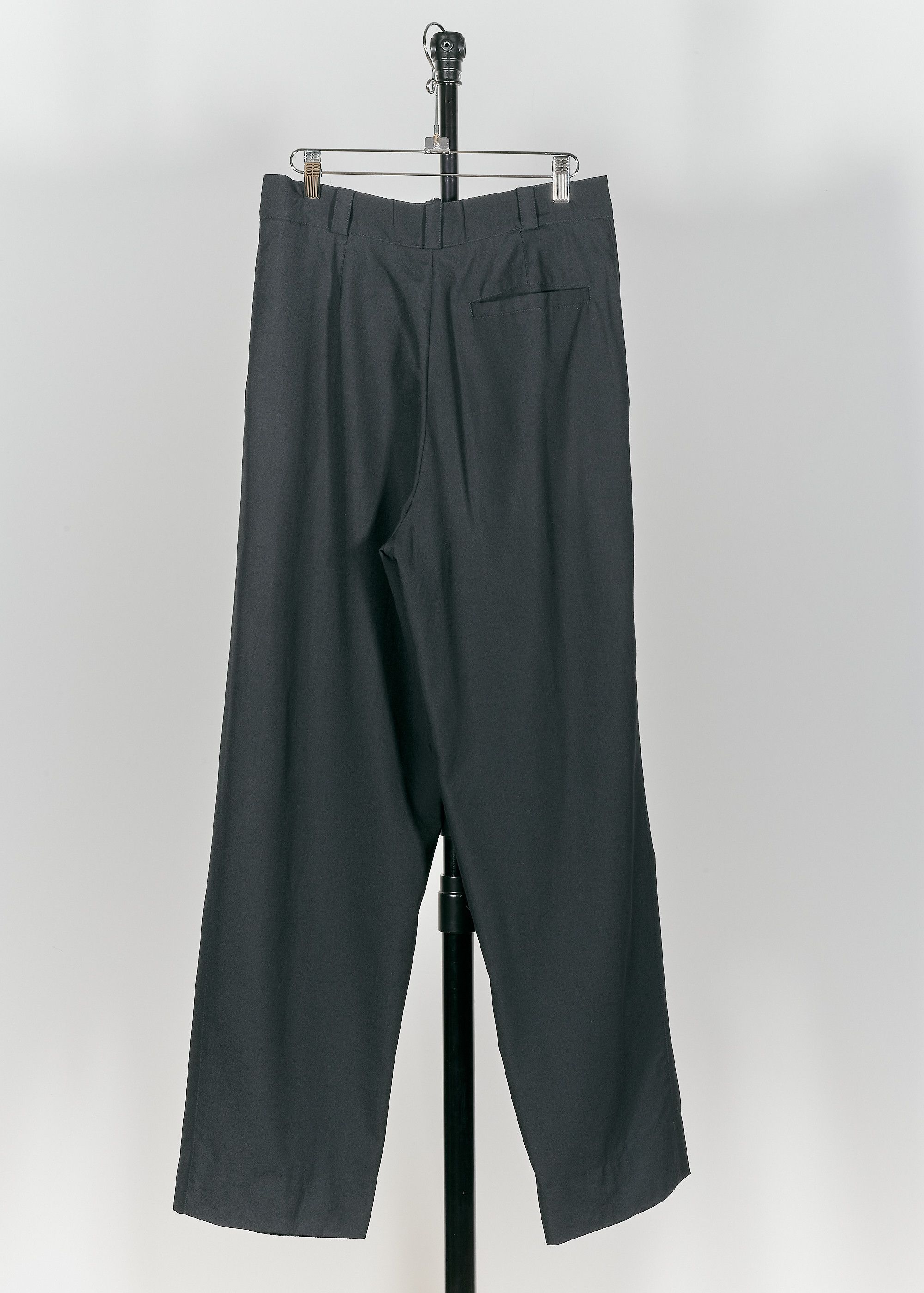 Versace Gianni Versace 90s Straight-leg Pleated Trouser Pants Size US 34 / EU 50 - 2 Thumbnail