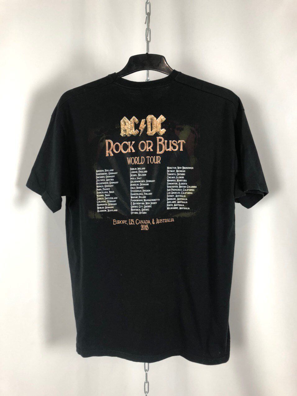AC/DC Men’s ac/dc rock or bust 2015 t-shirts black size L Size US L / EU 52-54 / 3 - 5 Thumbnail