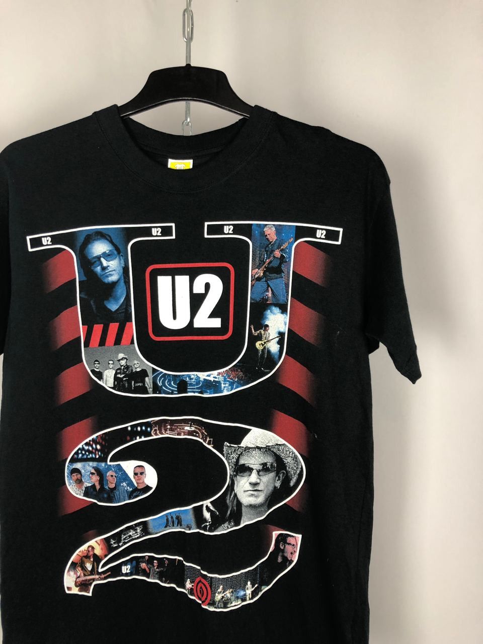 Band Tees U2 t-shirts big logo black size M Size US M / EU 48-50 / 2 - 2 Thumbnail
