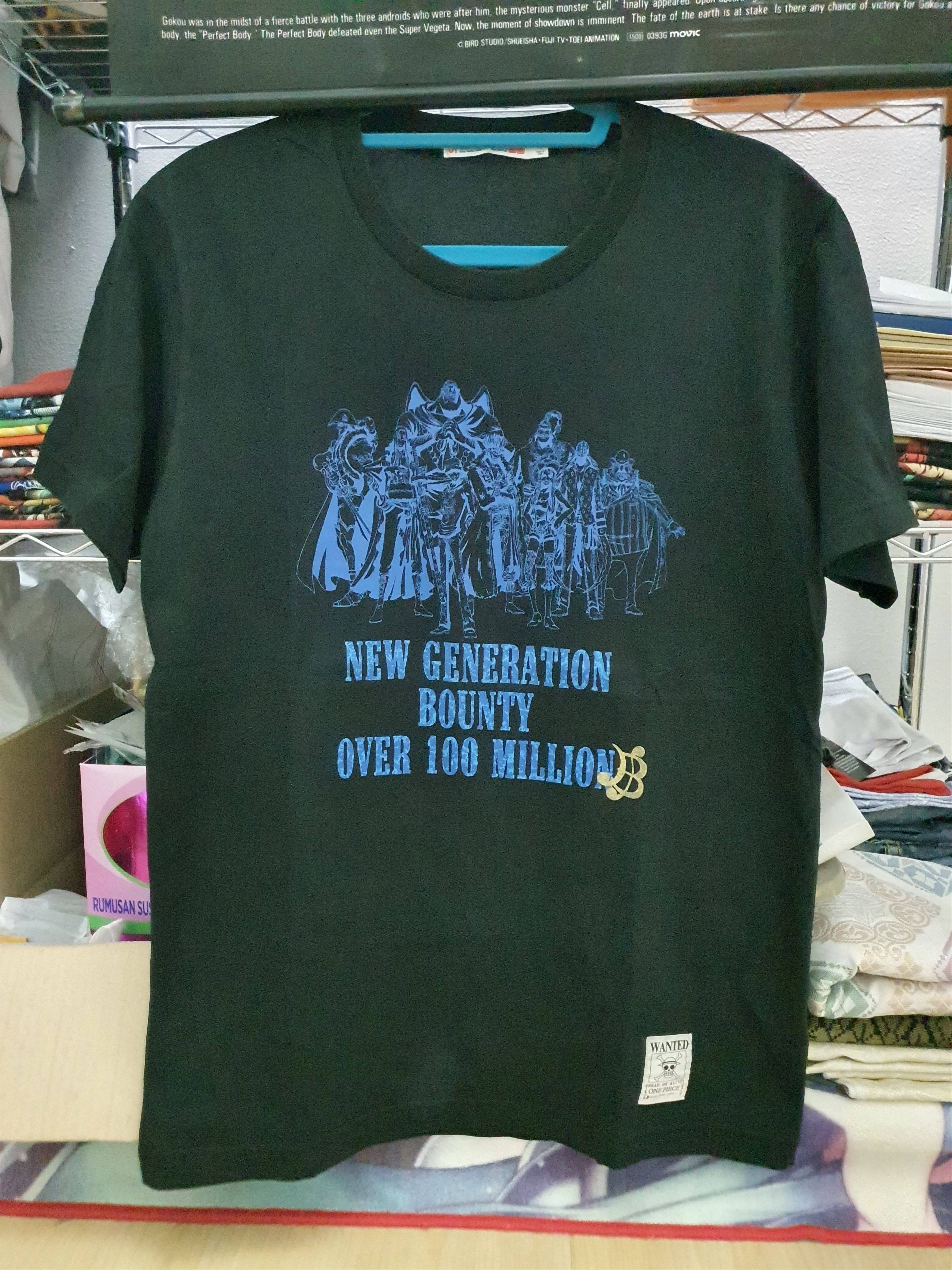 Anime Rare One Piece New Generation anime shirt Size US L / EU 52-54 / 3 - 2 Thumbnail