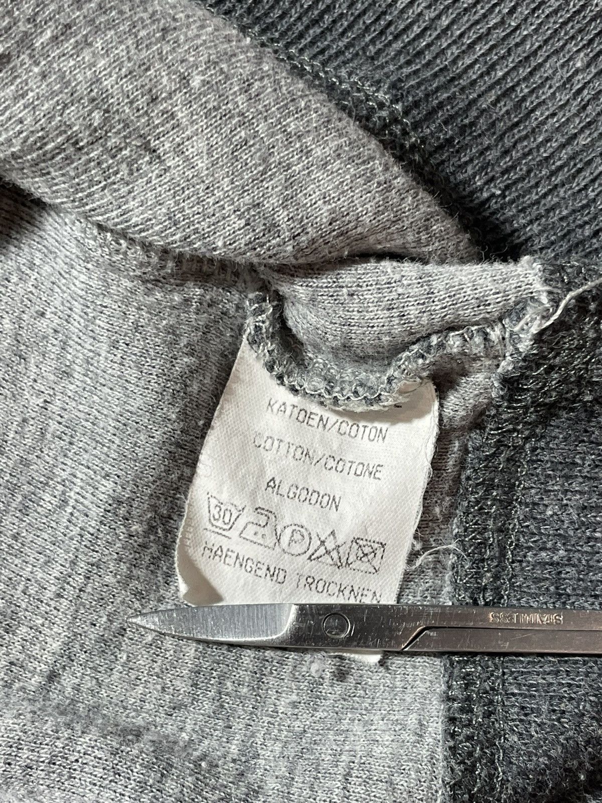 Vintage Yves Saint Laurent Zip Vintage Sweatshirt Size US L / EU 52-54 / 3 - 23 Thumbnail