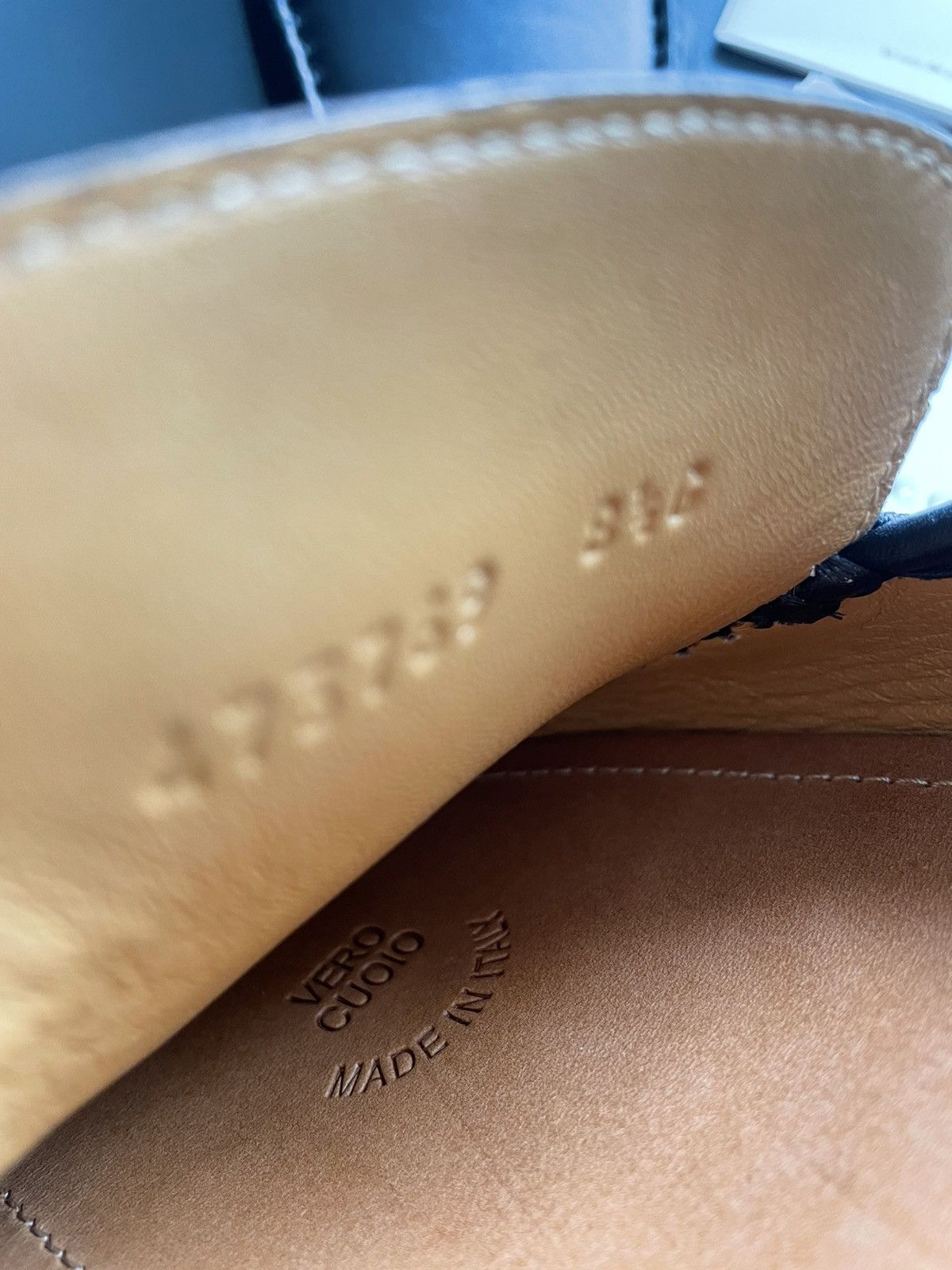 Gucci Rare Iconic Brand New Runway Velvety Bee Leather Loafer Shoe Size US 9.5 / EU 42-43 - 15 Thumbnail