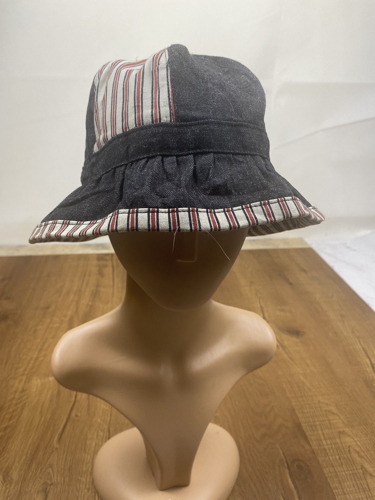 Vintage Vintage Denim Stripe Bucket Hat Size ONE SIZE - 1 Thumbnail