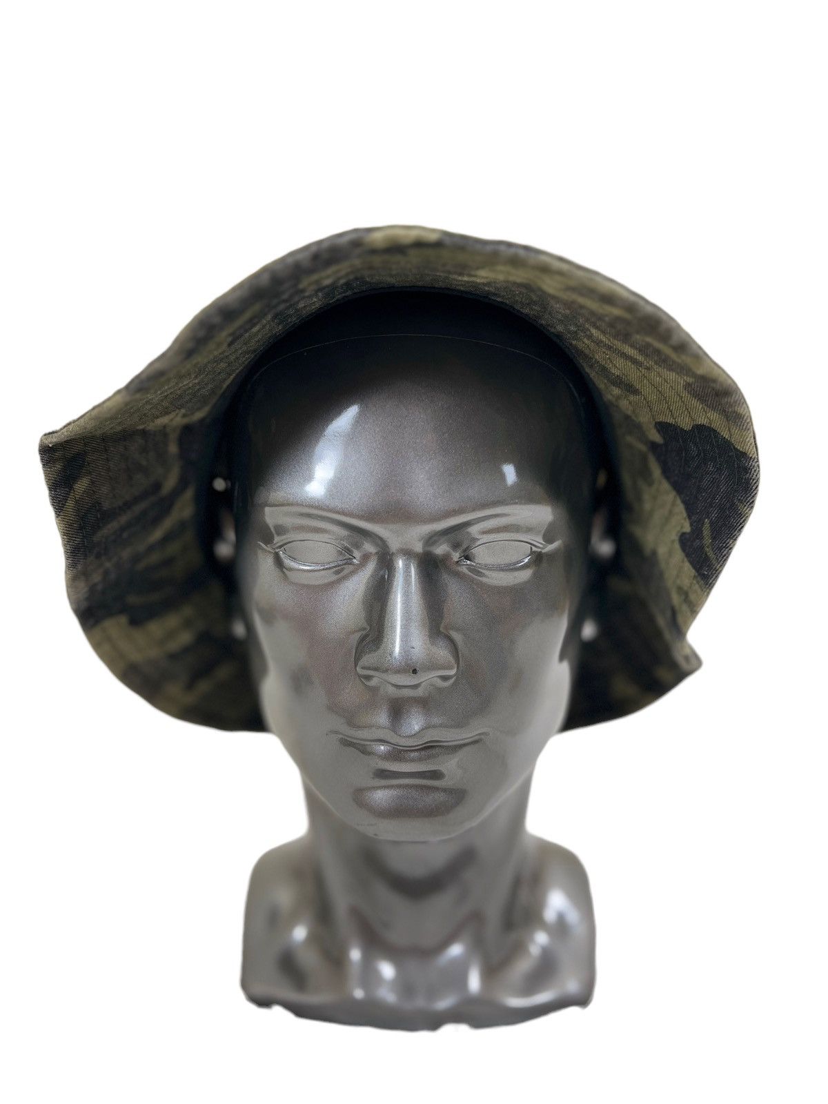Japanese Brand 2OZ Woodland Camoflage Bucket Hat Size ONE SIZE - 3 Thumbnail
