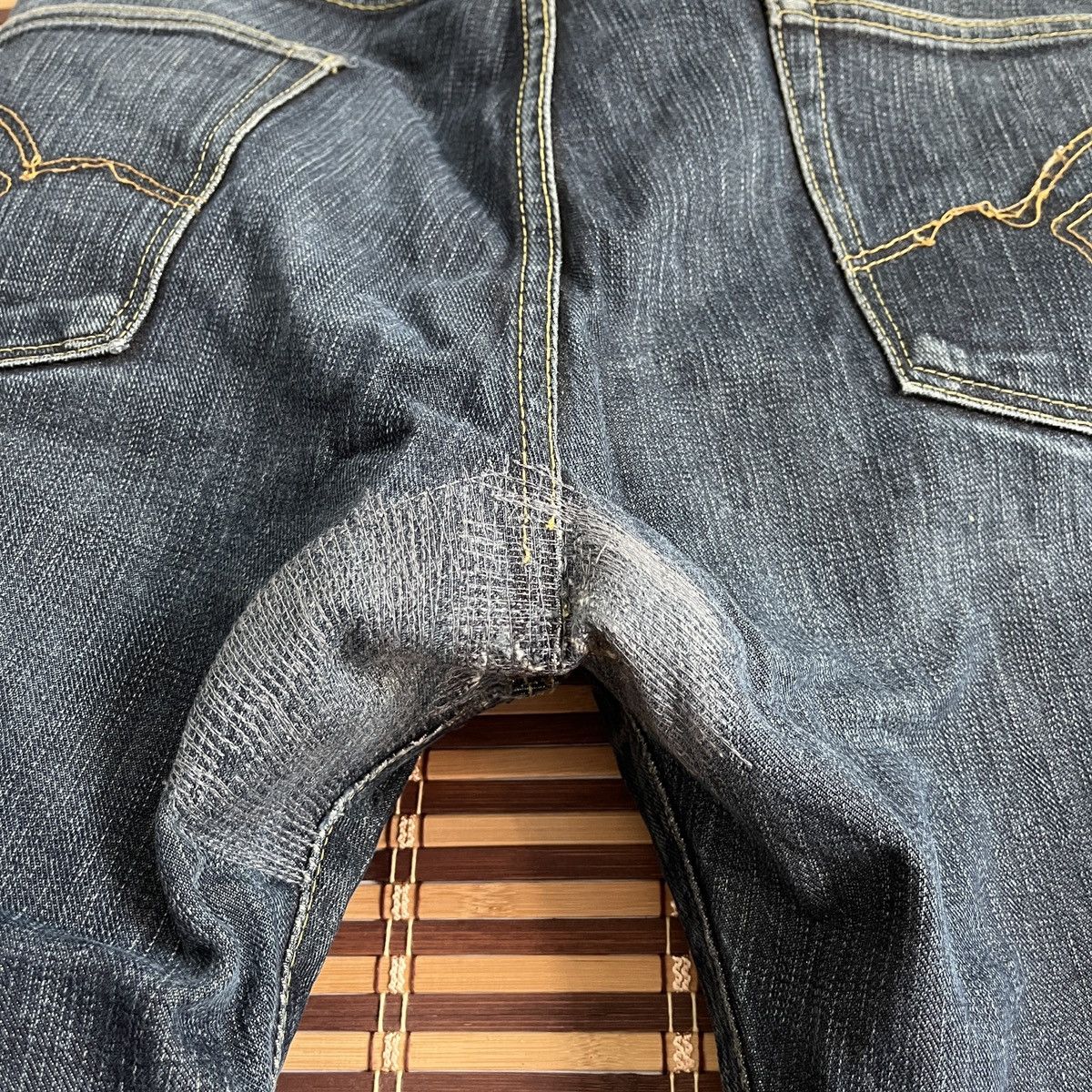 Indigo × Japanese Brand Distressed Redline Selvedge Indigo Cune Made In Japan Denim Size US 32 / EU 48 - 14 Thumbnail