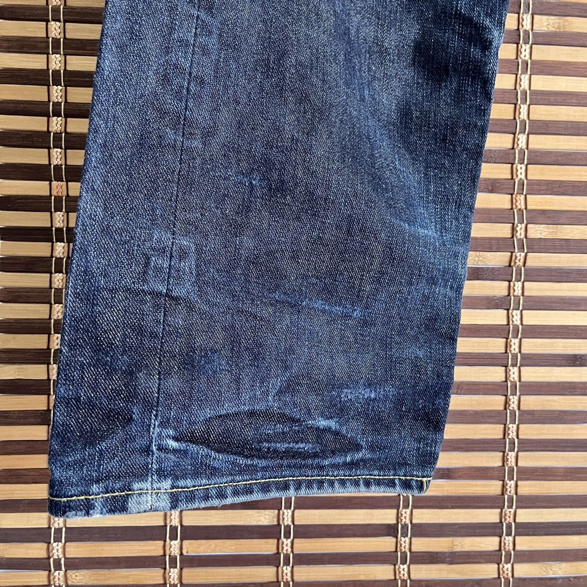 Indigo × Japanese Brand Distressed Redline Selvedge Indigo Cune Made In Japan Denim Size US 32 / EU 48 - 9 Thumbnail
