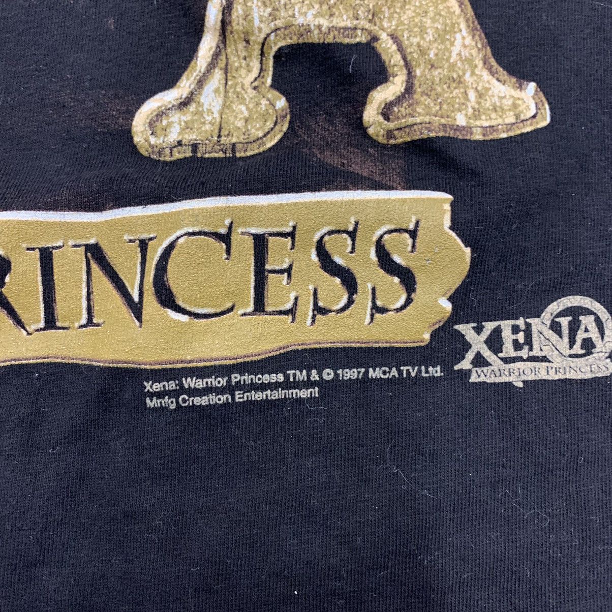 Universal Studios × Vintage Vintage Xena: Warrior Princess tee Size US XL / EU 56 / 4 - 4 Thumbnail