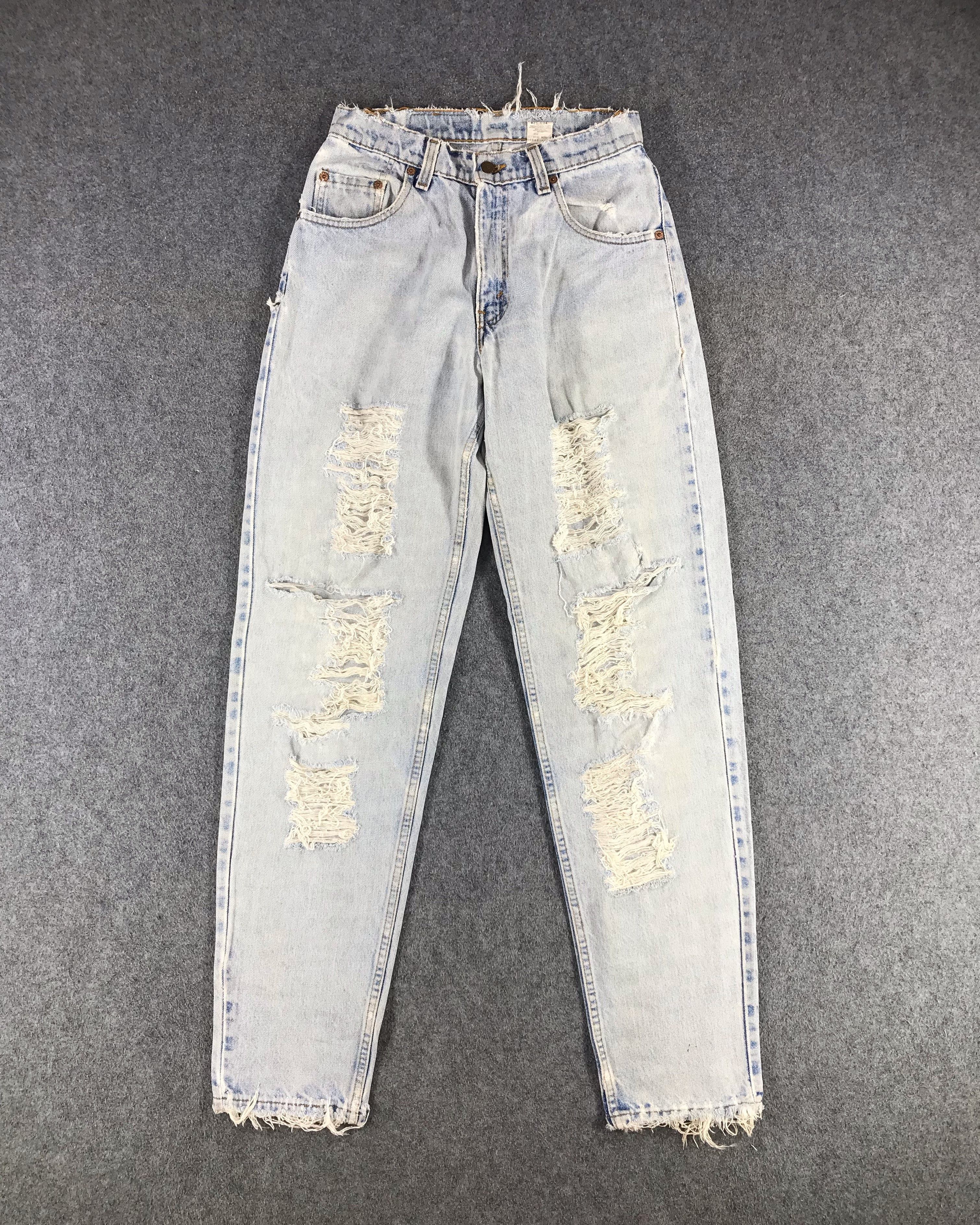Levi's × Vintage 90s Vintage Light Wash Levis 560 Jeans-J1896 Size US 29 - 1 Thumbnail