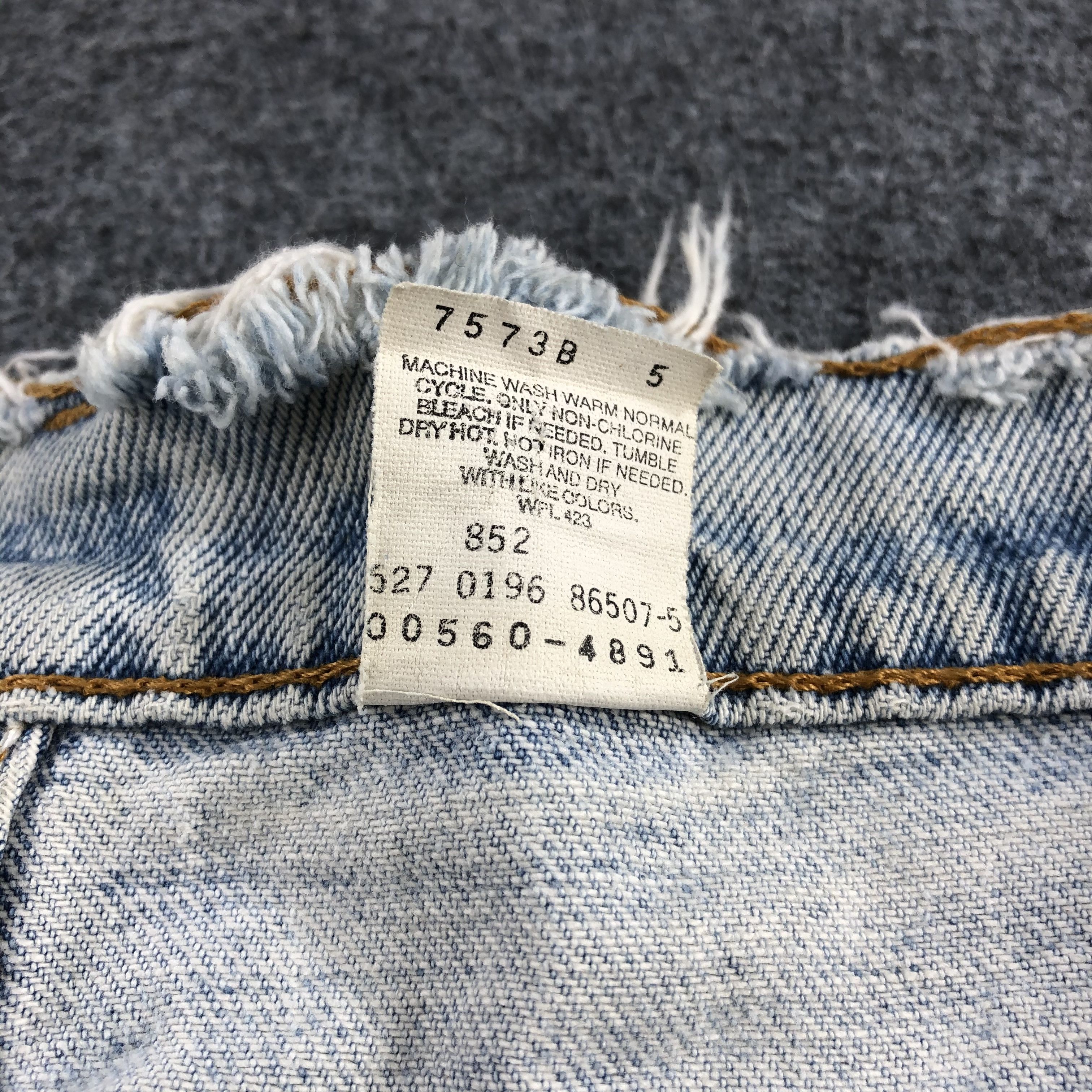 Levi's × Vintage 90s Vintage Light Wash Levis 560 Jeans-J1896 Size US 29 - 18 Thumbnail