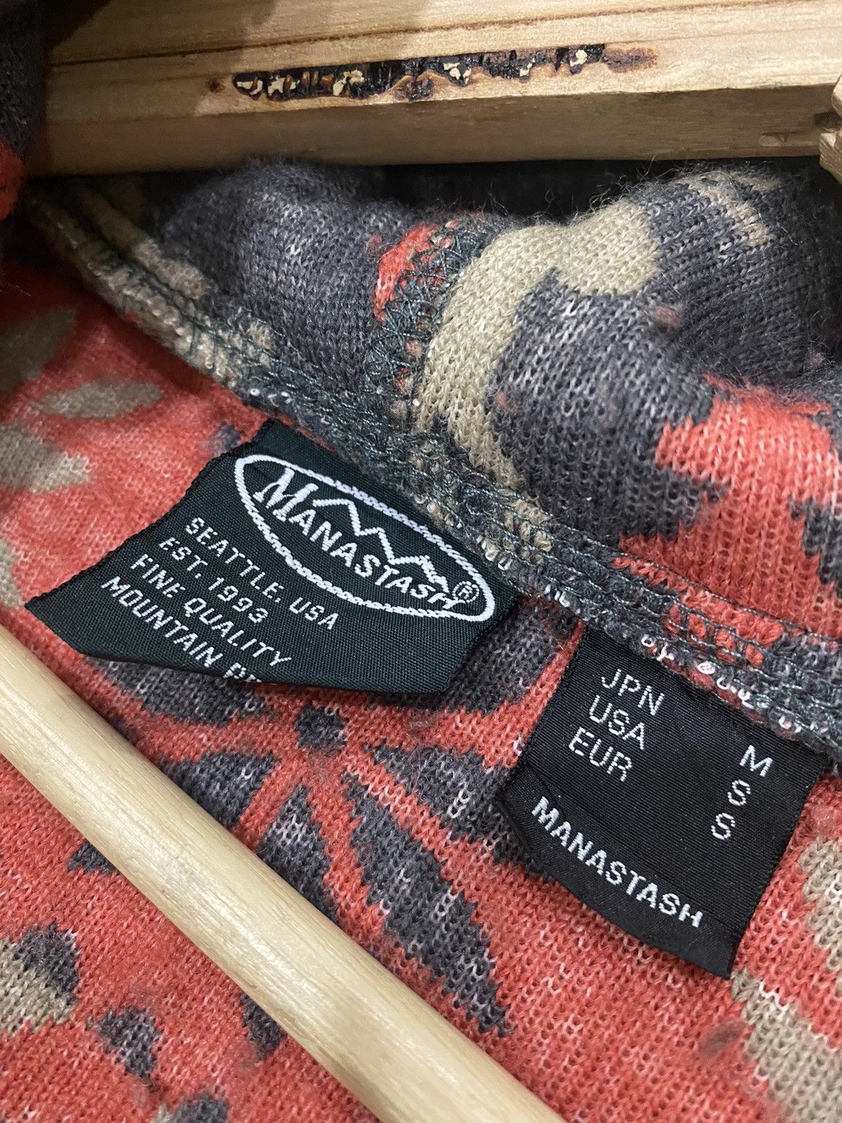 Native 🌟 MANASTASH DEER PRINTS WOOL PONCHOS HOODIE Size US M / EU 48-50 / 2 - 14 Thumbnail
