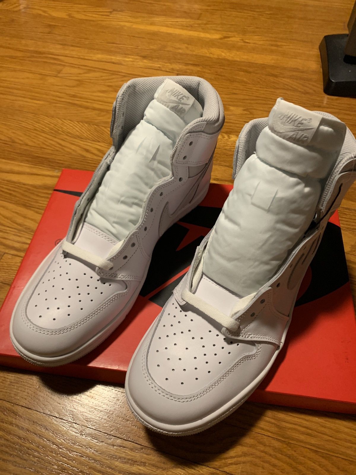 Jordan Brand × Nike Jordan 1 Neutral Grey 85 Size US 11.5 / EU 44-45 - 3 Thumbnail