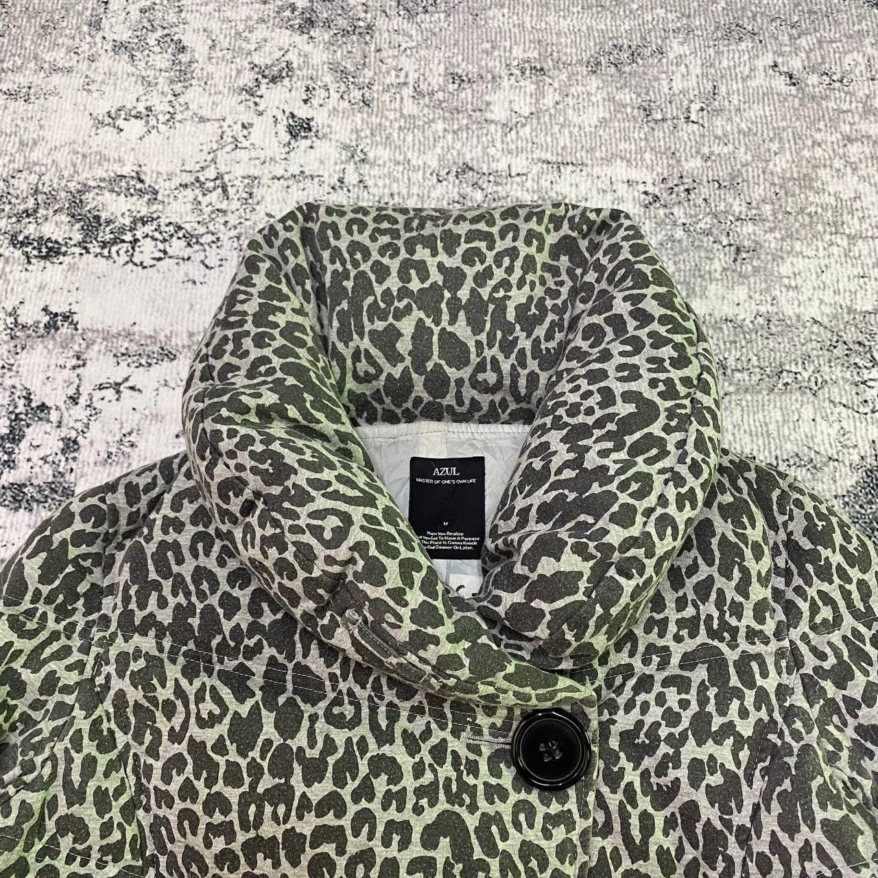 Japanese Brand Z99 JAPAN AZUL LEOPARD FULLPRINT PUFFER JACKET Size M / US 6-8 / IT 42-44 - 2 Thumbnail
