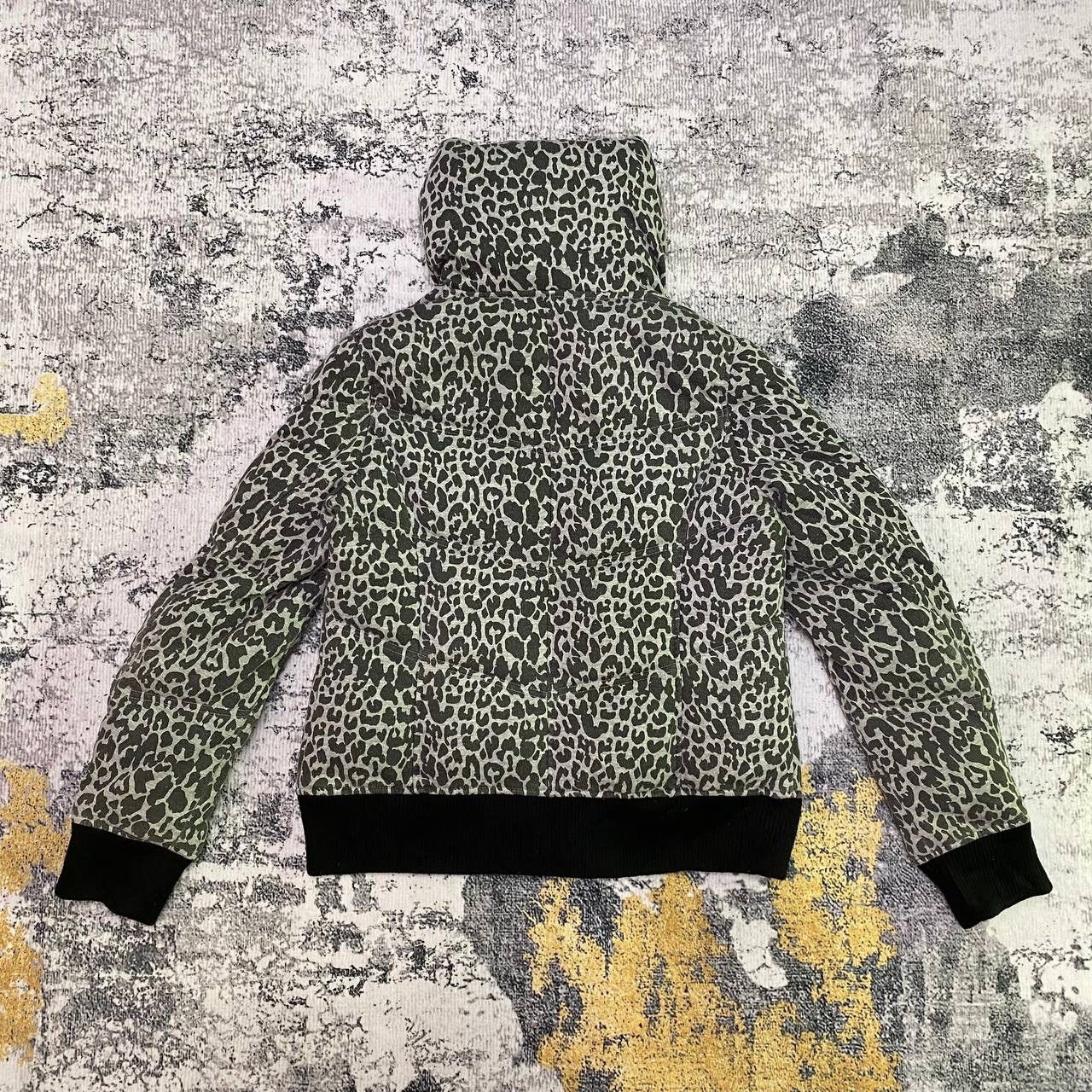 Japanese Brand Z99 JAPAN AZUL LEOPARD FULLPRINT PUFFER JACKET Size M / US 6-8 / IT 42-44 - 3 Thumbnail