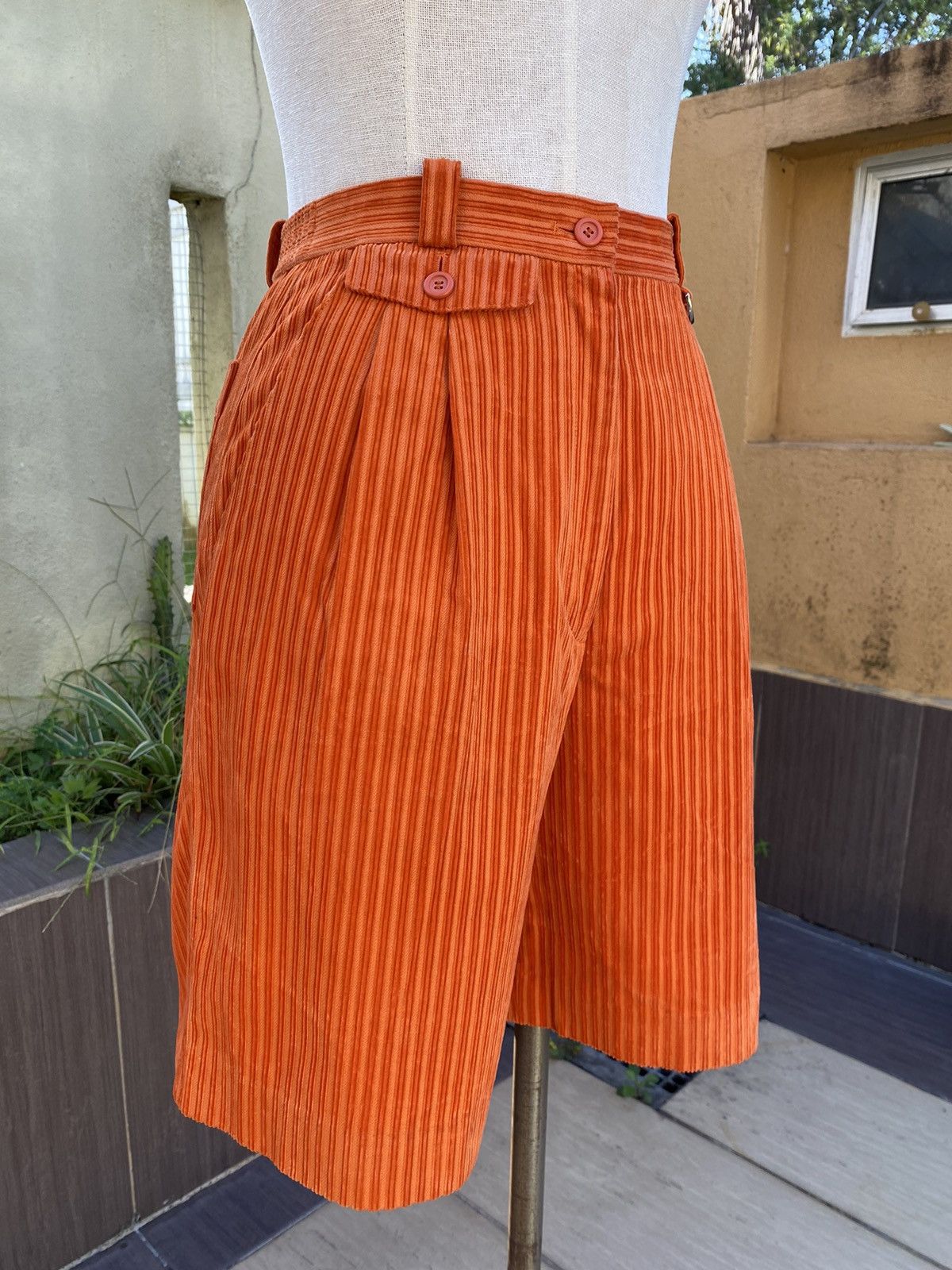 Christian Dior Monsieur Christian Dior Sport orange corduroy short Size 25" / US 0 / IT 36 - 5 Thumbnail