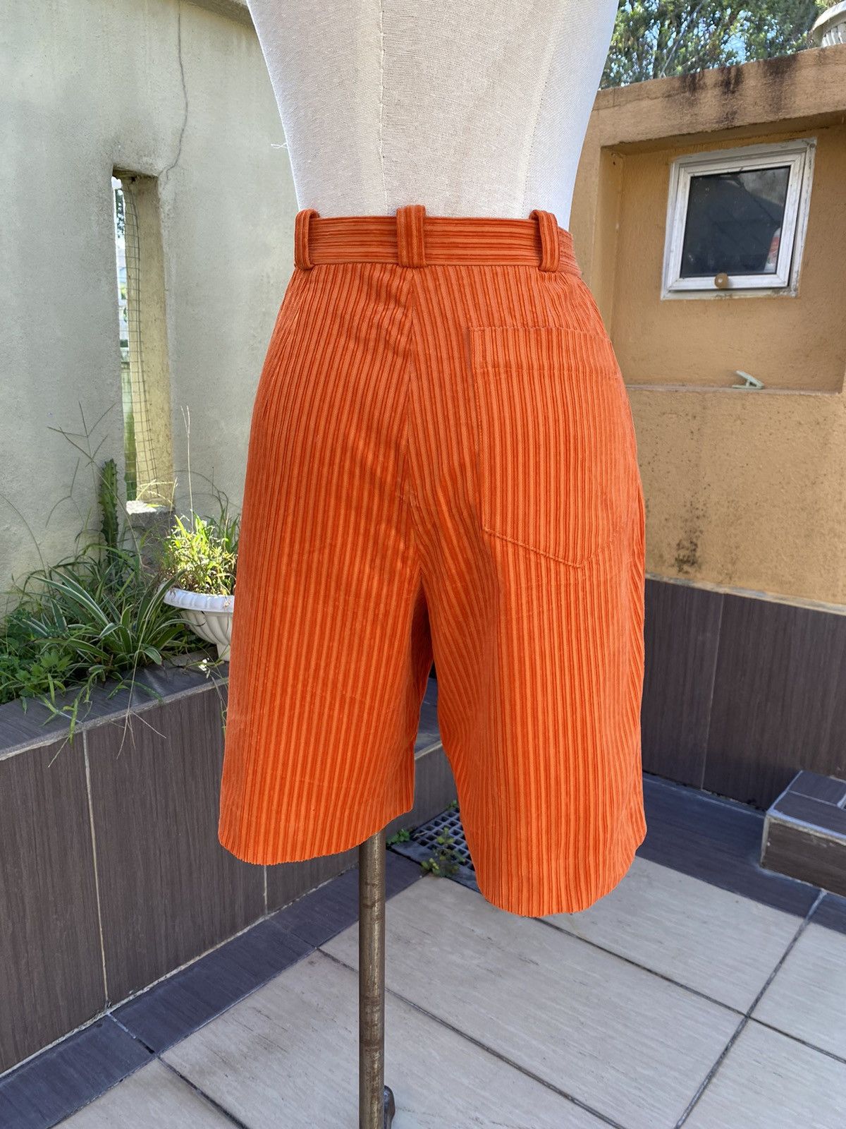 Christian Dior Monsieur Christian Dior Sport orange corduroy short Size 25" / US 0 / IT 36 - 4 Thumbnail