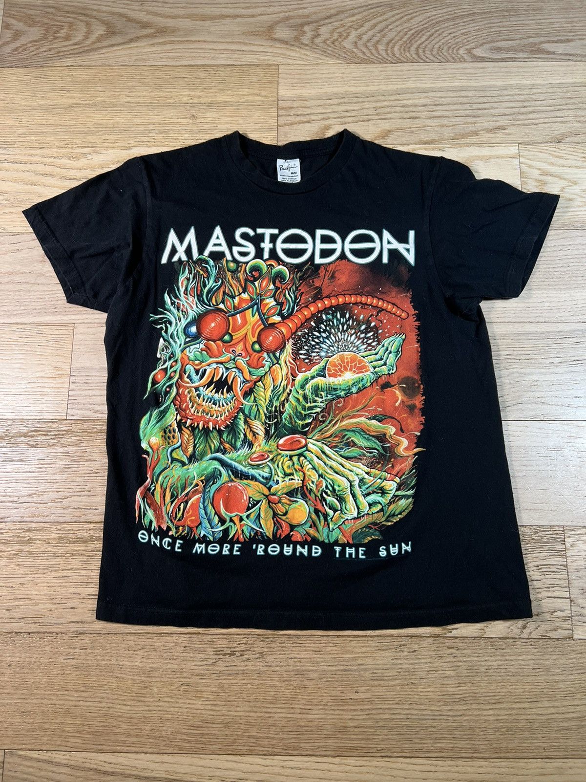 Band Tees × Vintage Mastodon One More Round The Sun Album Promo T Shirt 2014 Size US M / EU 48-50 / 2 - 1 Thumbnail