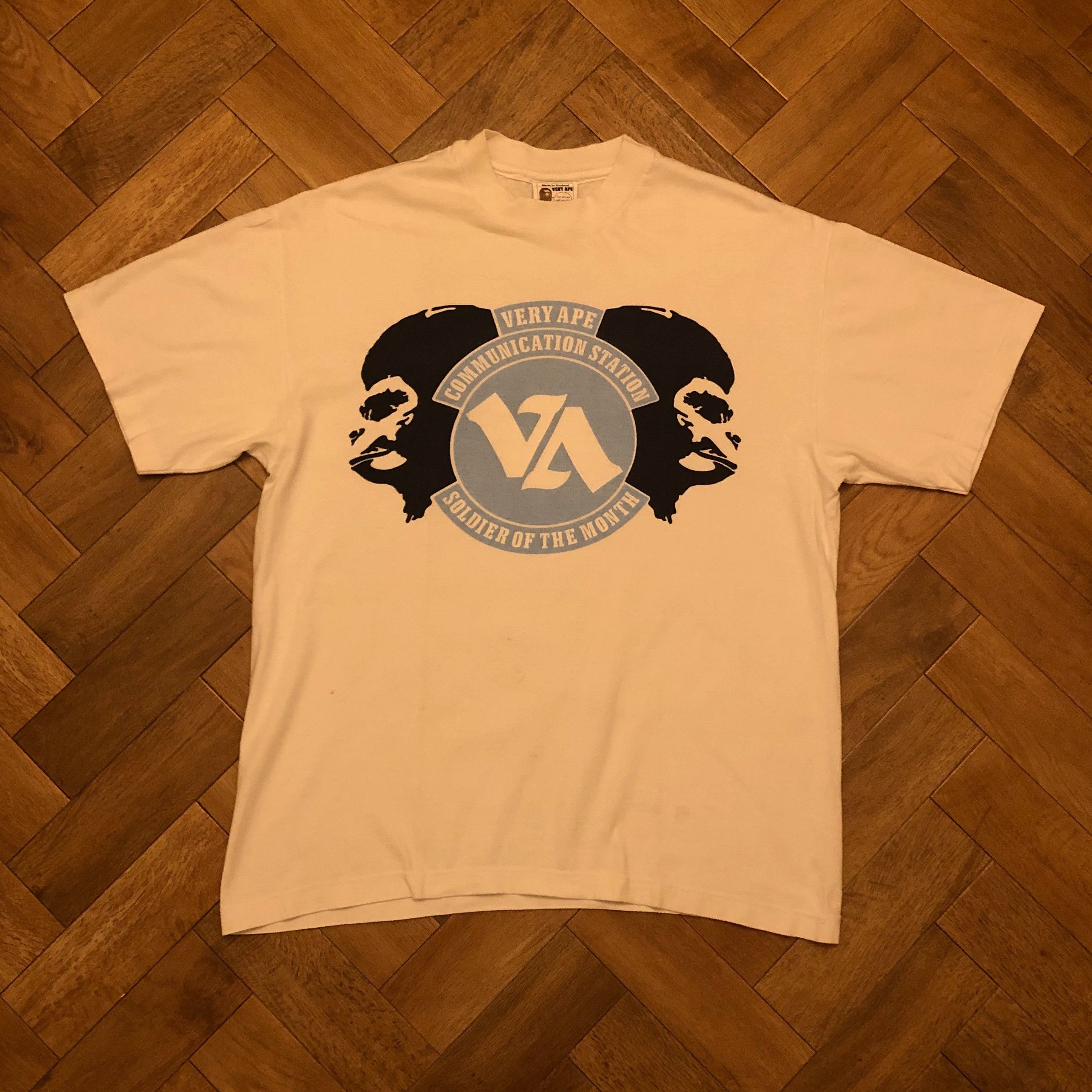 Bape Bape 90s Very Ape Soldier Of The Month Tee Shirt Size US L / EU 52-54 / 3 - 1 Thumbnail