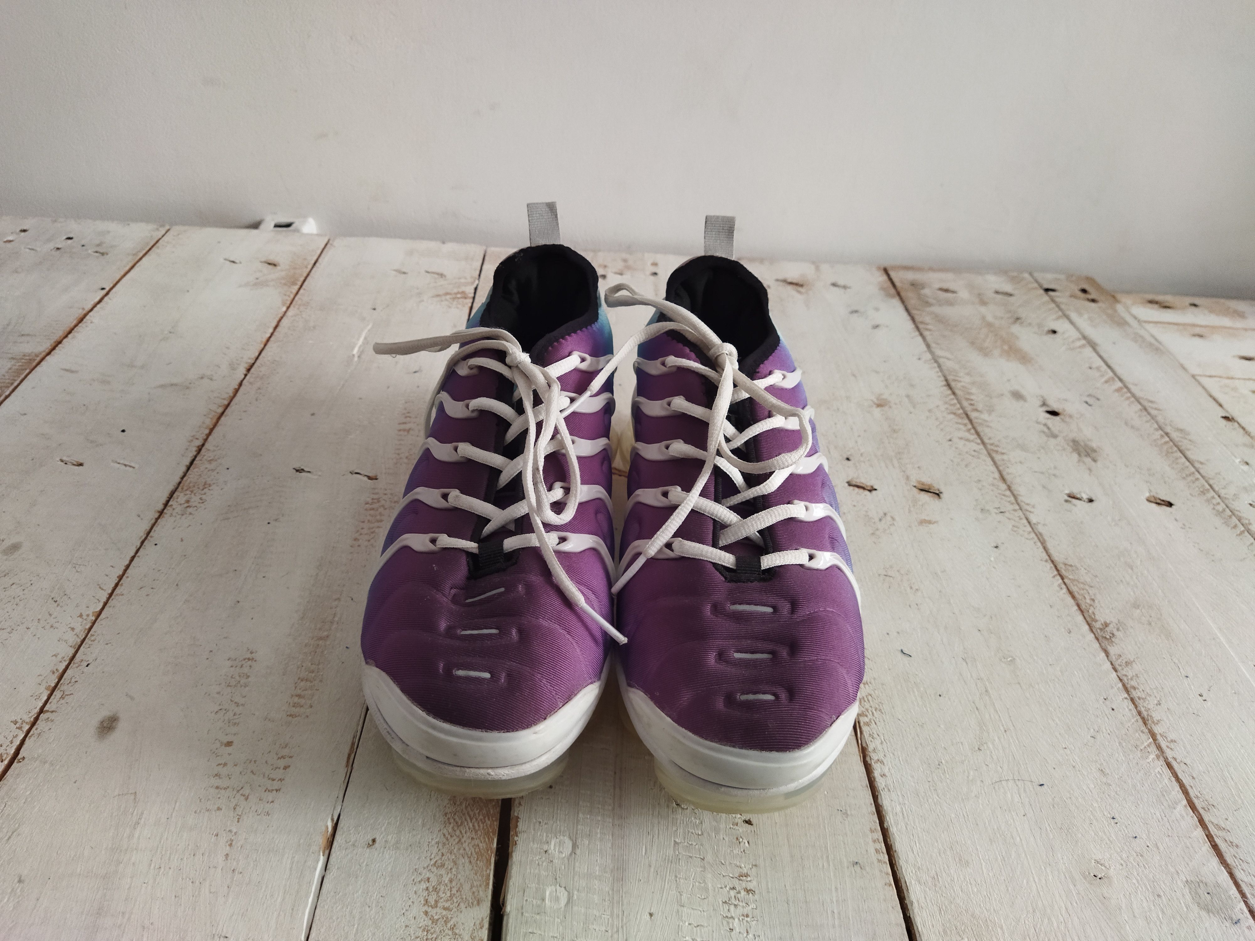 Nike VM Air trainers Men EU 42 shoes sneakers UK 7.5 jog running Size US 8.5 / EU 41-42 - 3 Thumbnail
