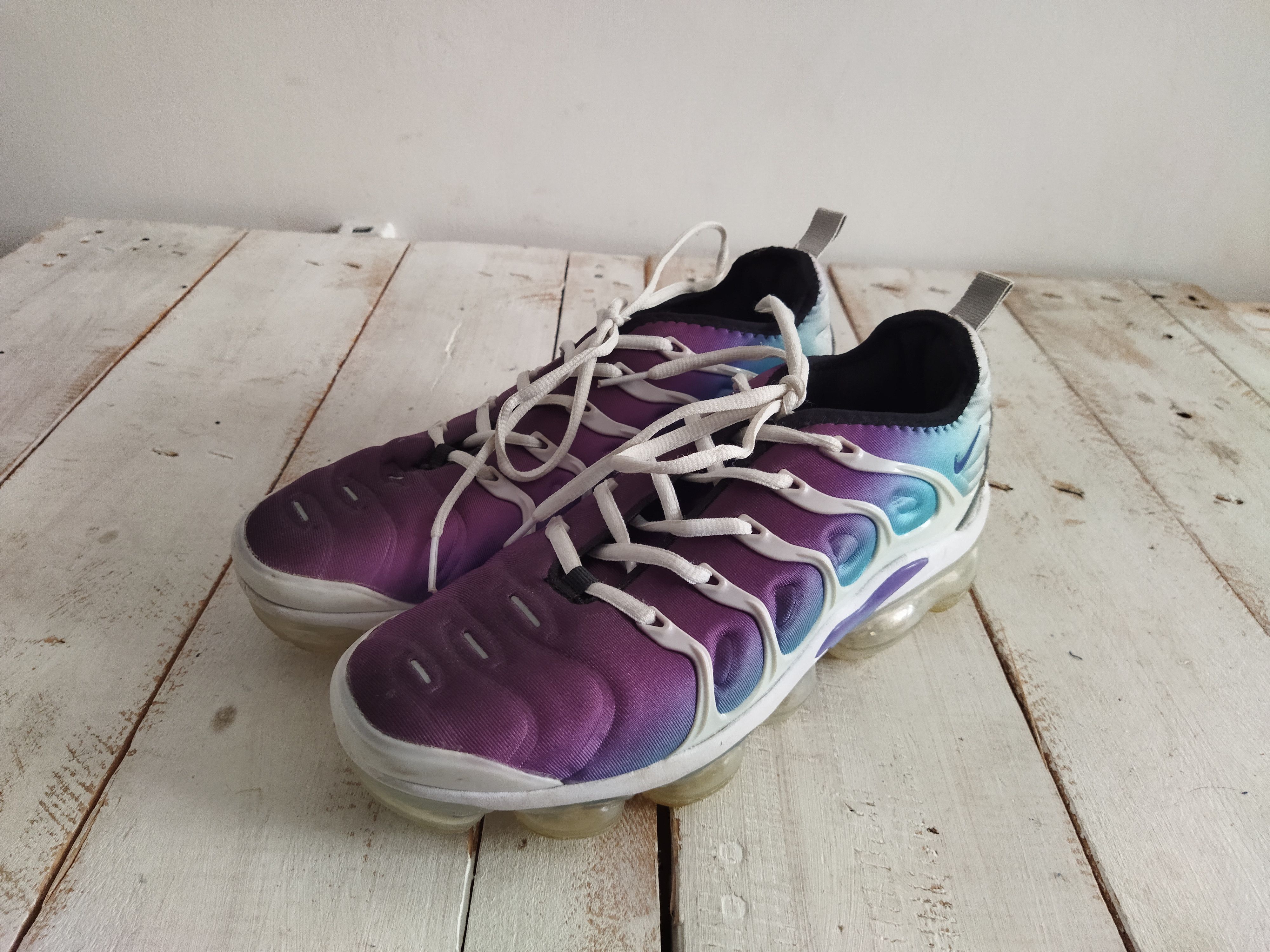 Nike VM Air trainers Men EU 42 shoes sneakers UK 7.5 jog running Size US 8.5 / EU 41-42 - 1 Thumbnail