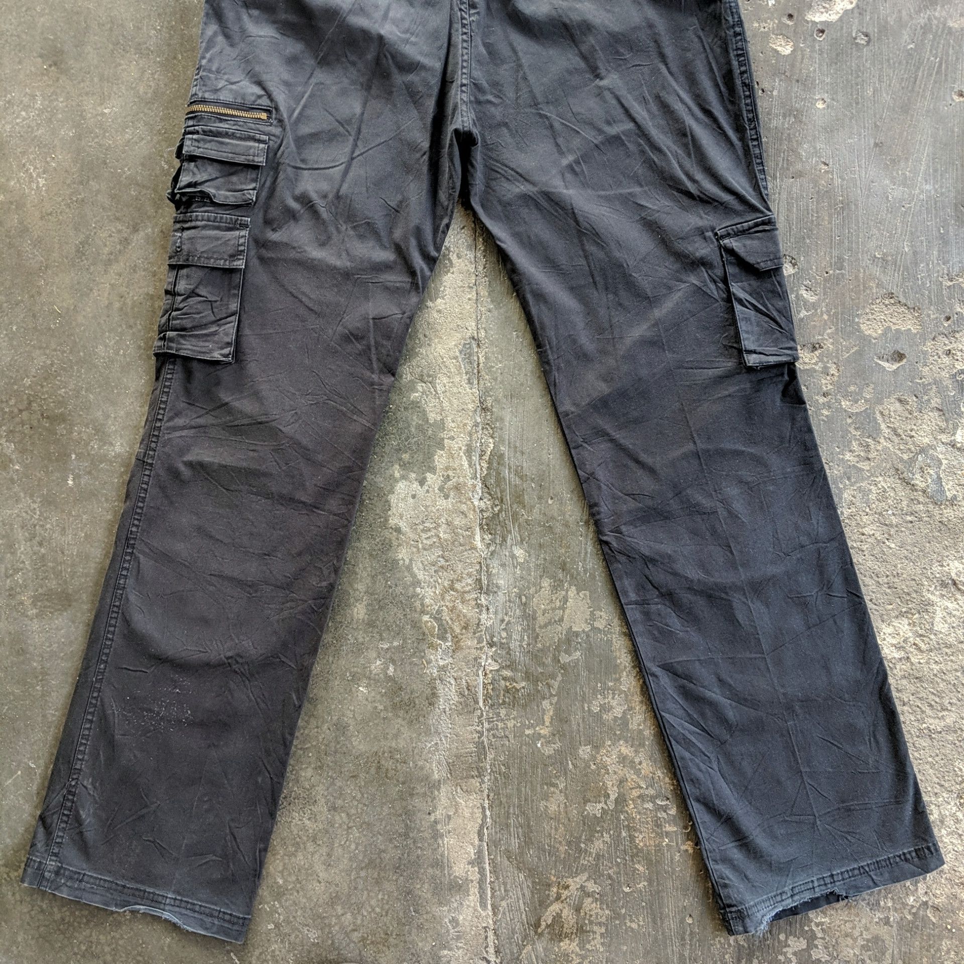 Japanese Brand W32 Vintage BLACK Paradisco Tactical Cargo Distressed Pants Size US 32 / EU 48 - 14 Thumbnail