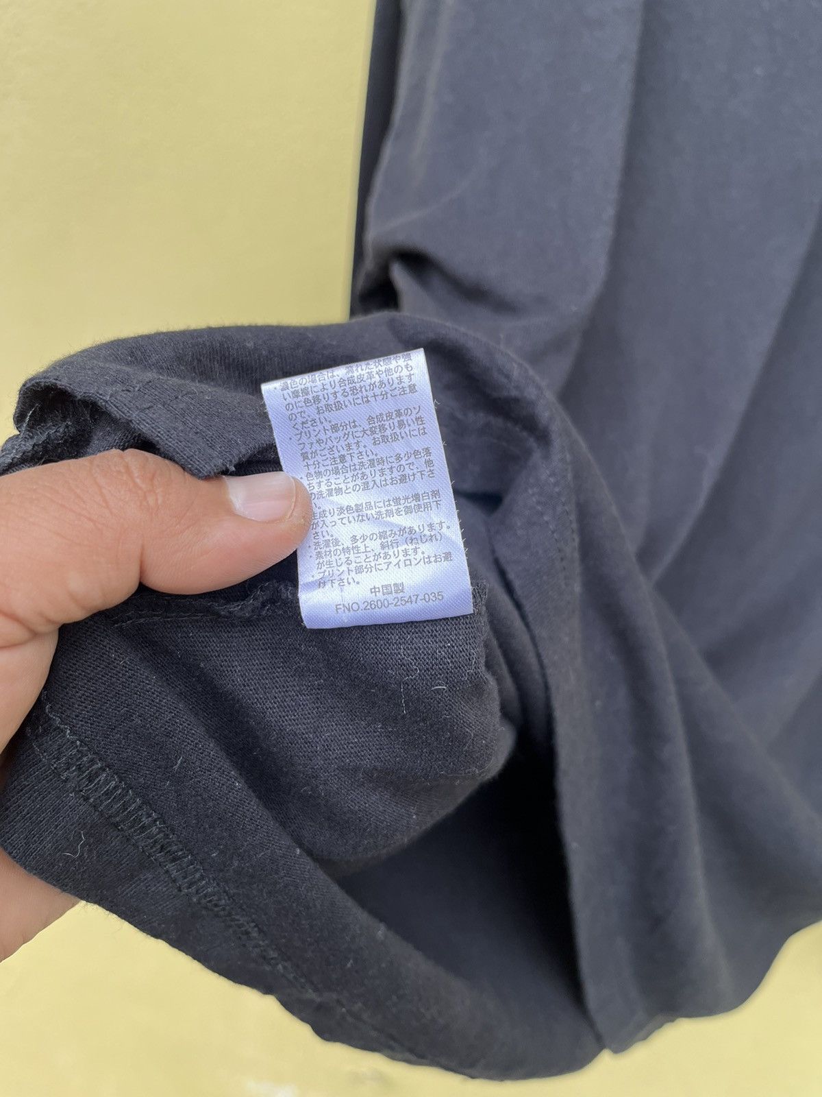 Airwalk central skateboarding shirt
