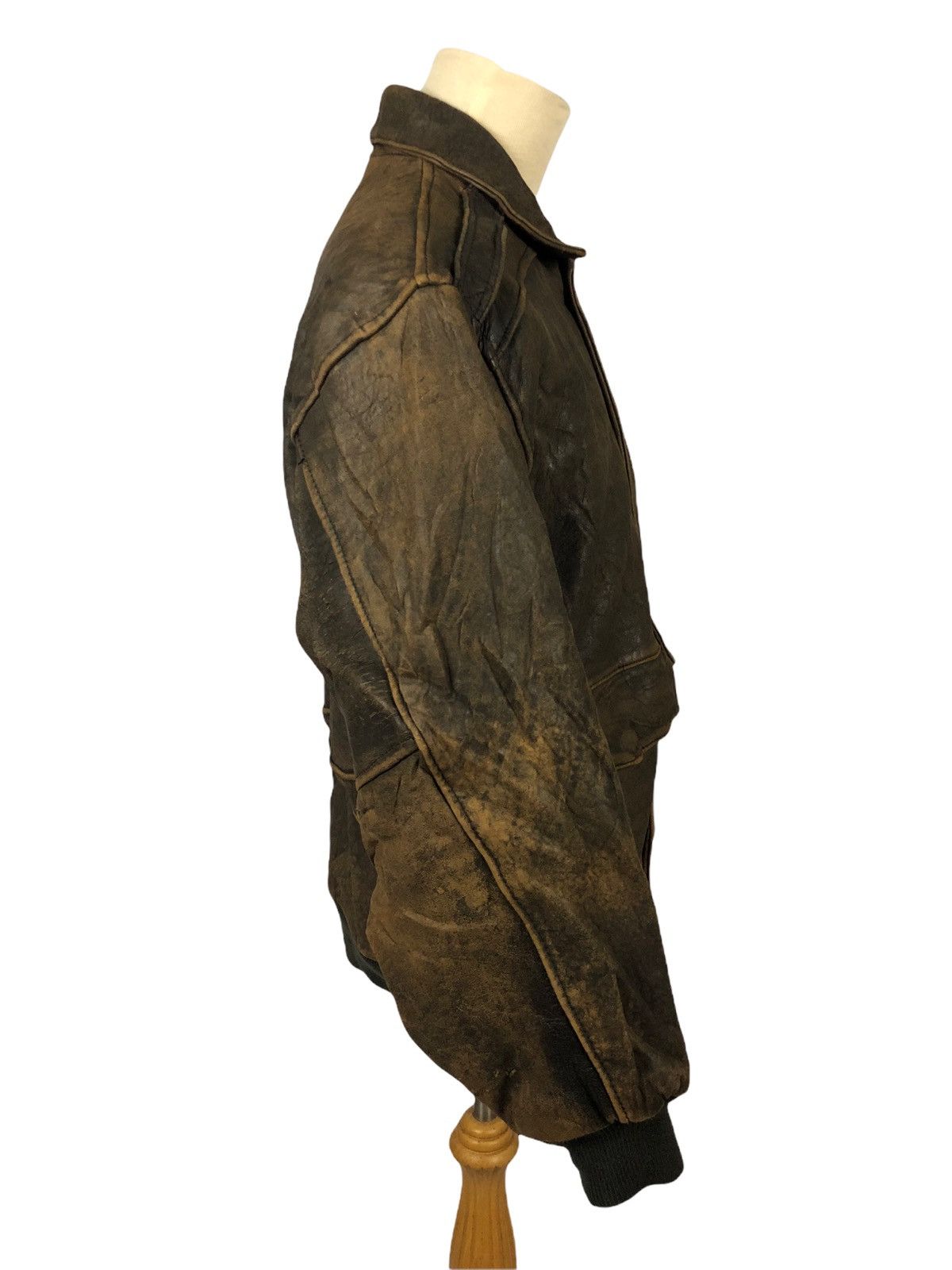 Genuine Leather Vintage Japanese Brand Suburban B3 Leather Jacket Size US M / EU 48-50 / 2 - 4 Thumbnail