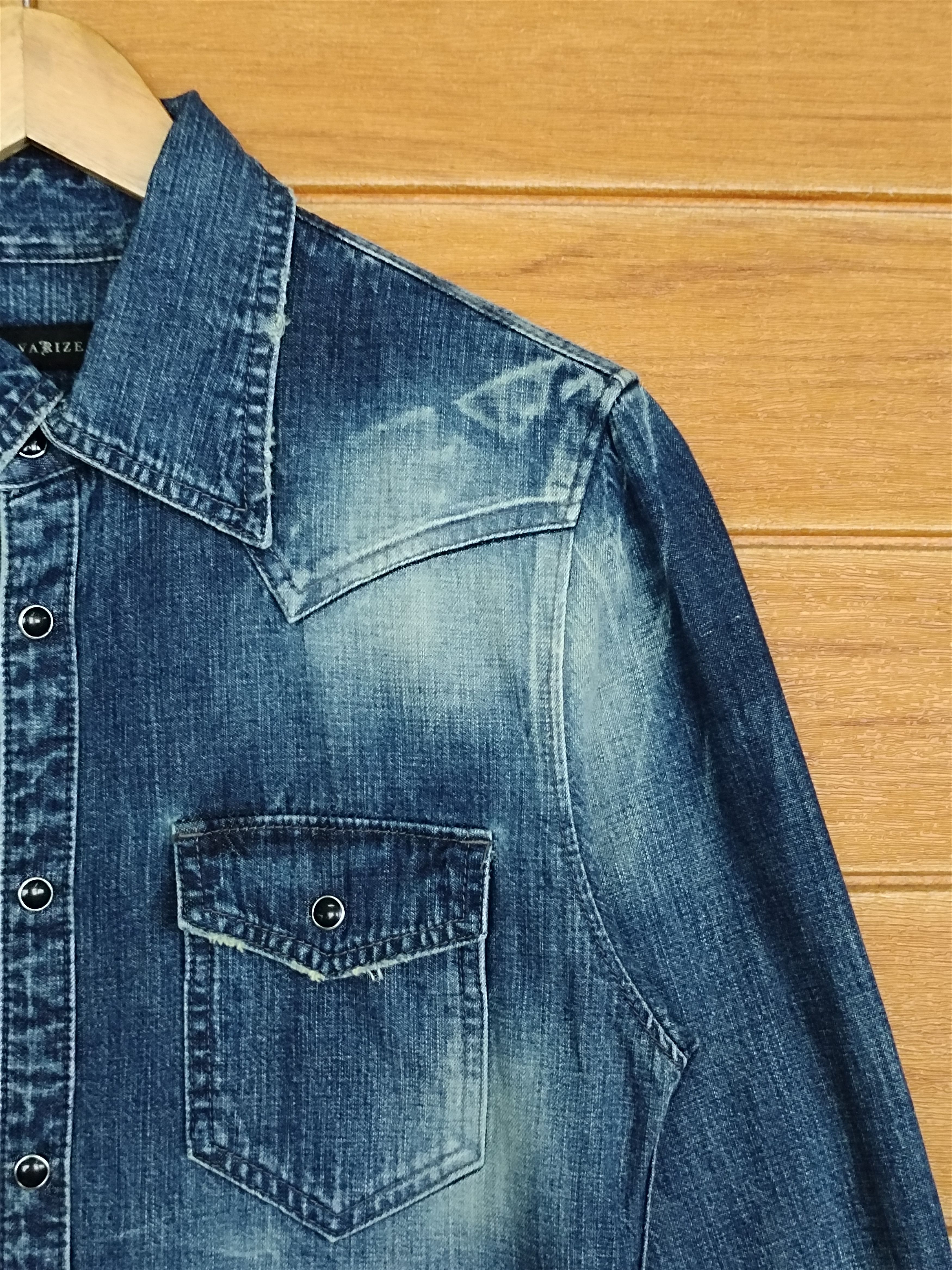 CIVARIZE 🇯🇵 Civarize Snap Button Denim Shirt Nice Design Patina Size US S / EU 44-46 / 1 - 9 Thumbnail