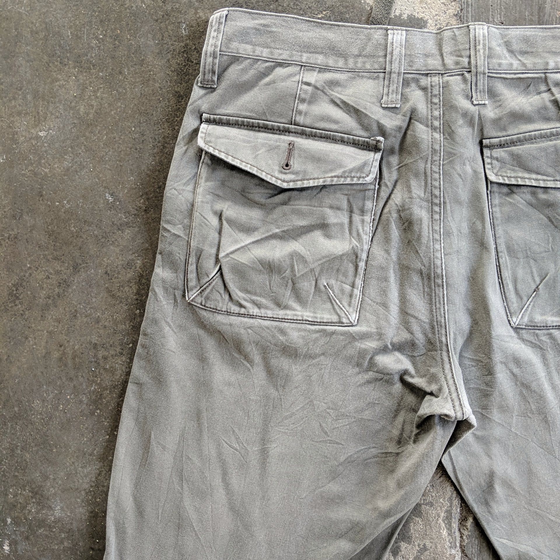 Japanese Brand Vintage Japanese Japan Multi Big Pocket Trousers Pants Size US 33 - 13 Thumbnail