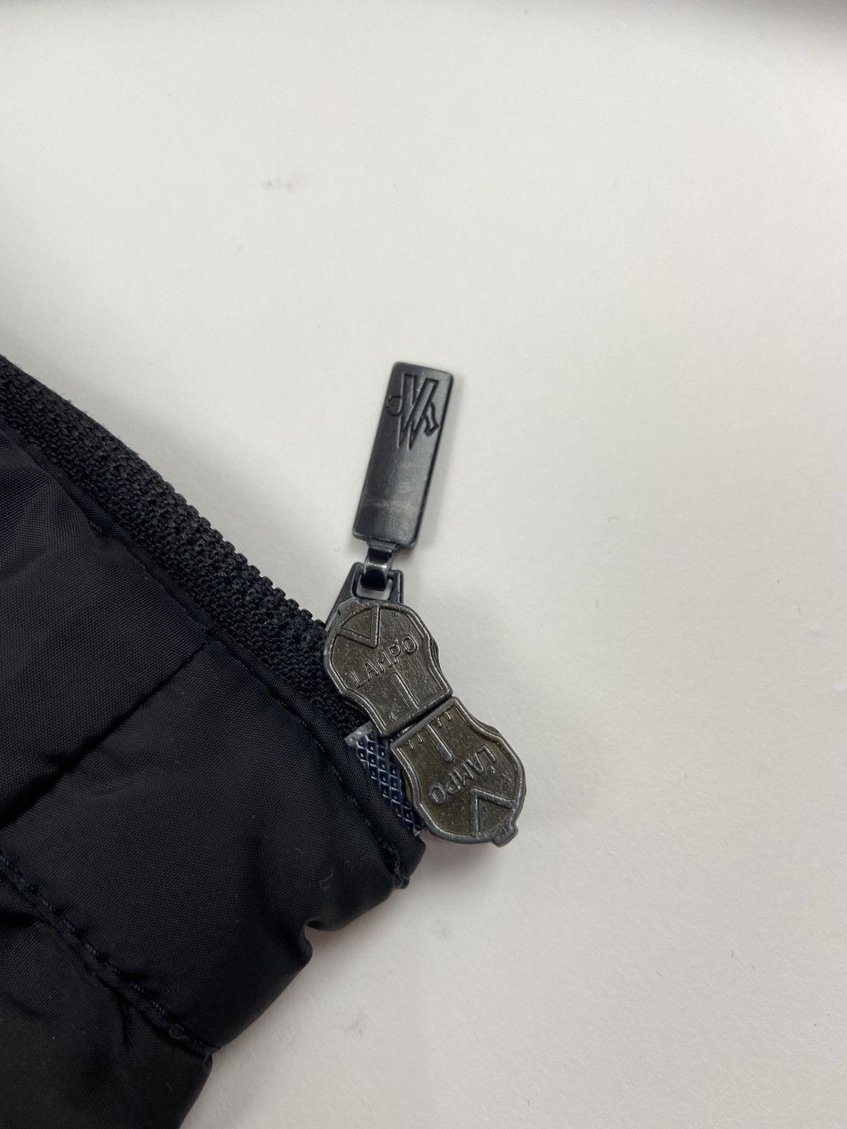 Moncler Vintage Moncler Maryland Down Puffer Jacket Size S / US 4 / IT 40 - 18 Thumbnail