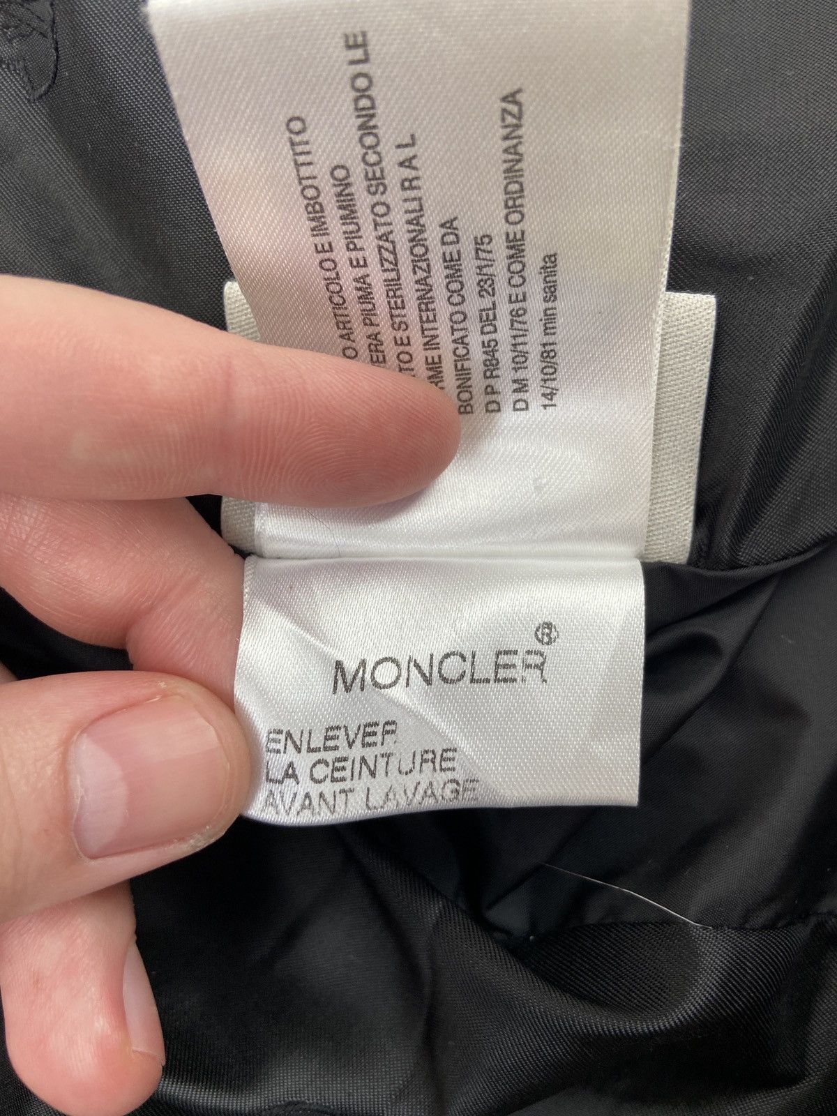 Moncler Vintage Moncler Maryland Down Puffer Jacket Size S / US 4 / IT 40 - 24 Thumbnail