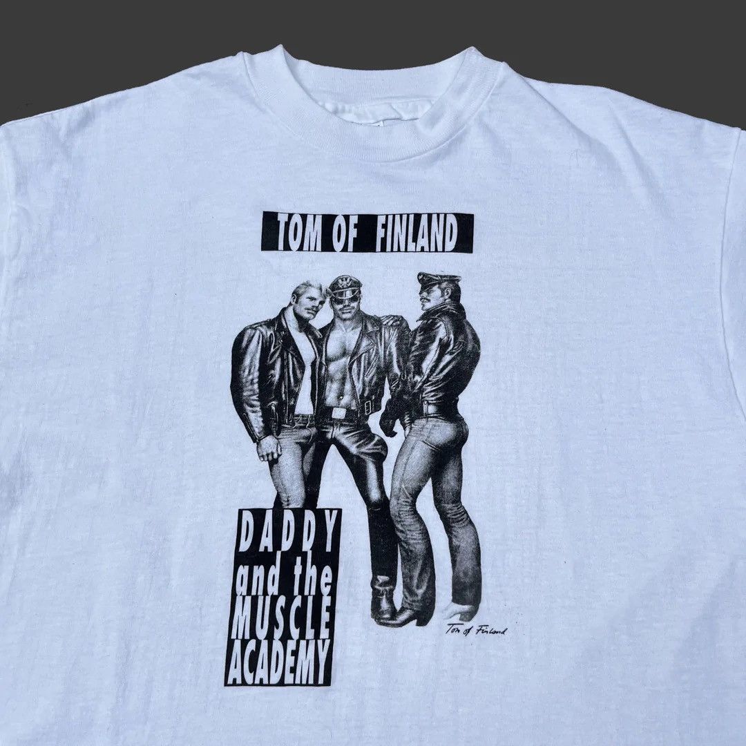 Hanes Tom of Finland 90s Daddy & The Muscle Academy Vtg Hanes Tee Size US L / EU 52-54 / 3 - 2 Thumbnail