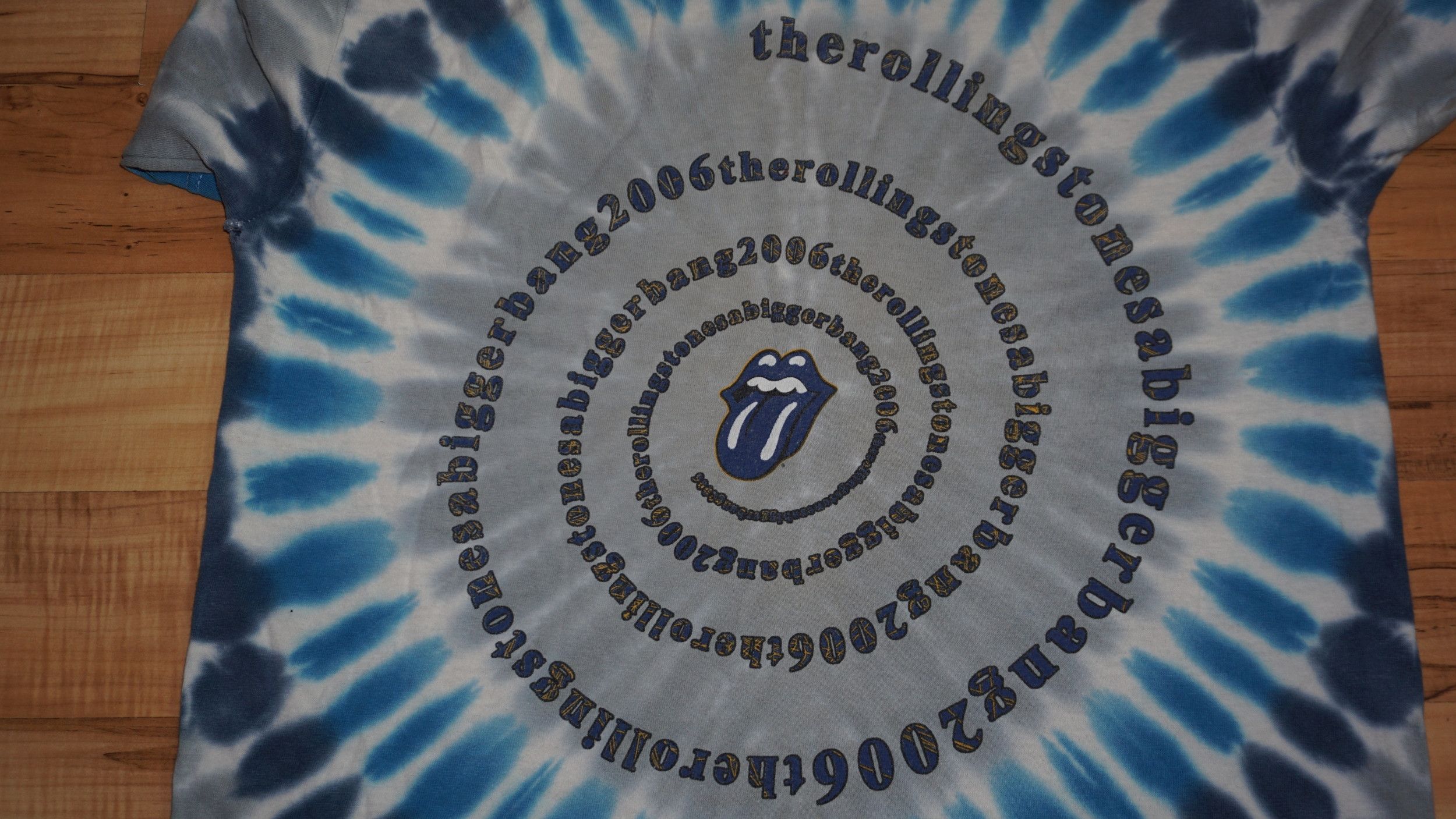 The Rolling Stones × Vintage Rolling Stones Vintage 2006 Tie Dye Bigger Bang Tour tshirt Size US M / EU 48-50 / 2 - 8 Thumbnail
