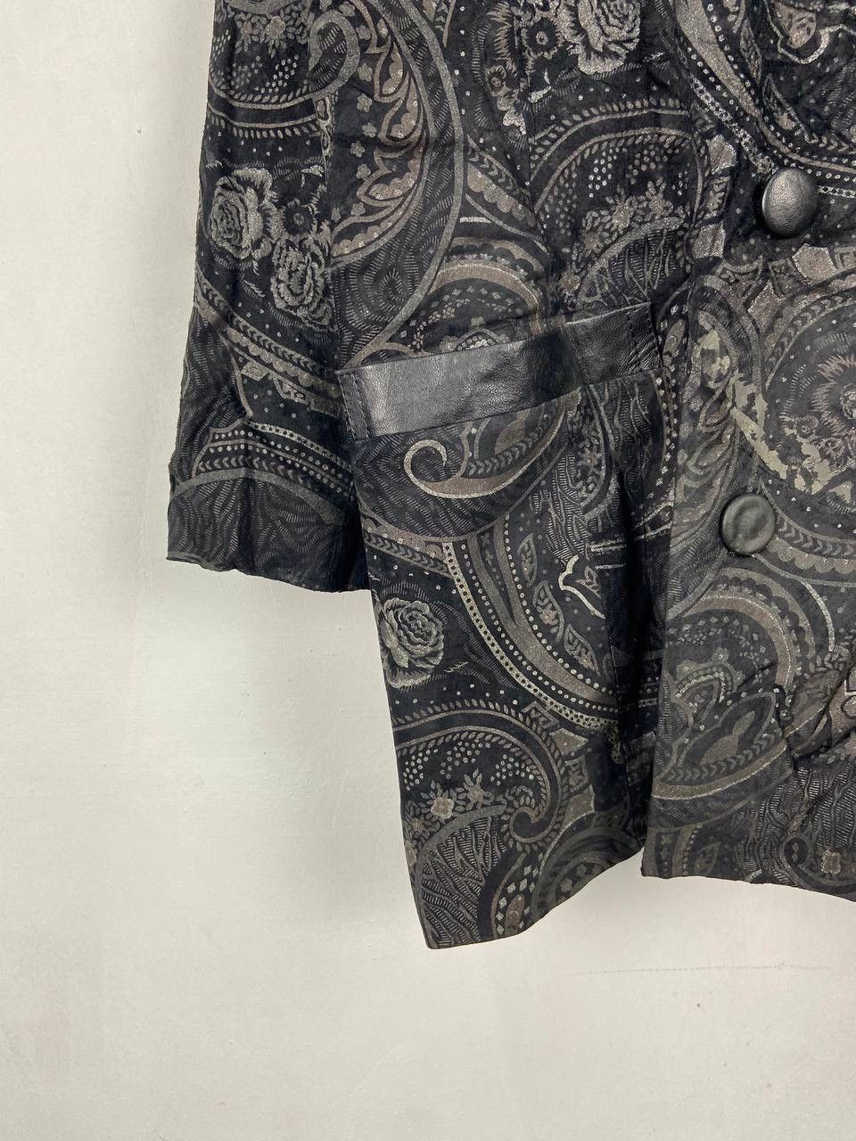 Vintage Vintage Aun Louis Suede Leather Jacket Paisley Kapital Style Size US L / EU 52-54 / 3 - 12 Thumbnail