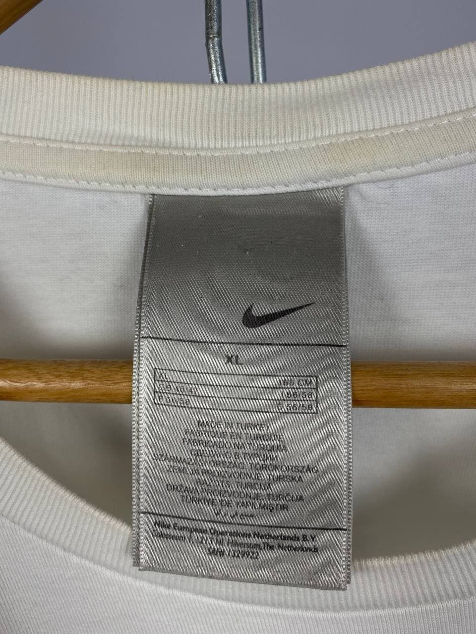Nike × Vintage Nike vintage T-shirt streetwear white size XL Size US XL / EU 56 / 4 - 4 Thumbnail