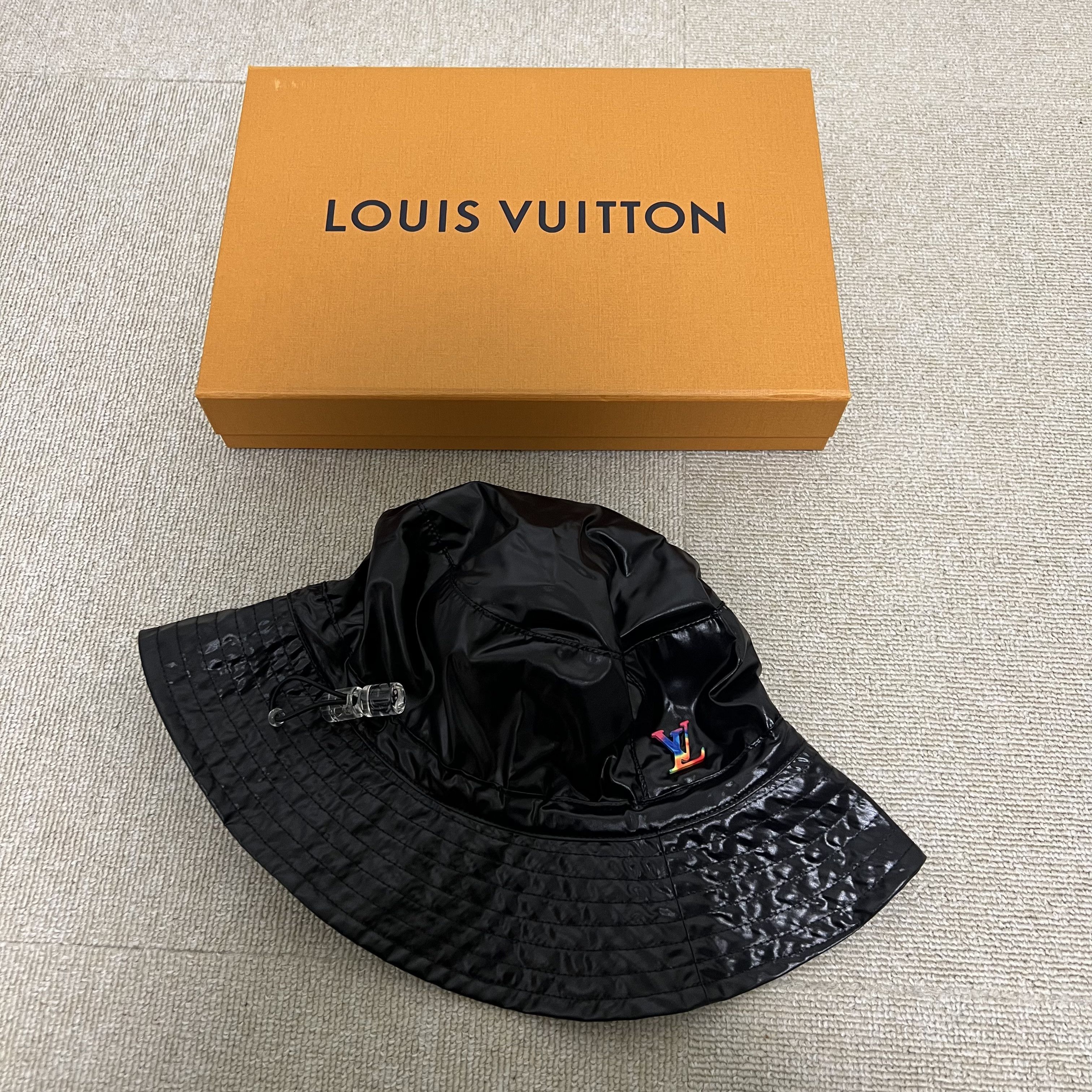 LOUIS VUITTON MP2877 Virgil Abloh Series Bonnet LV2054 Bucket Hat Black NWT Louis Vuitton Floral Tapestry Monogram Woven Bucket Hat  main image 3