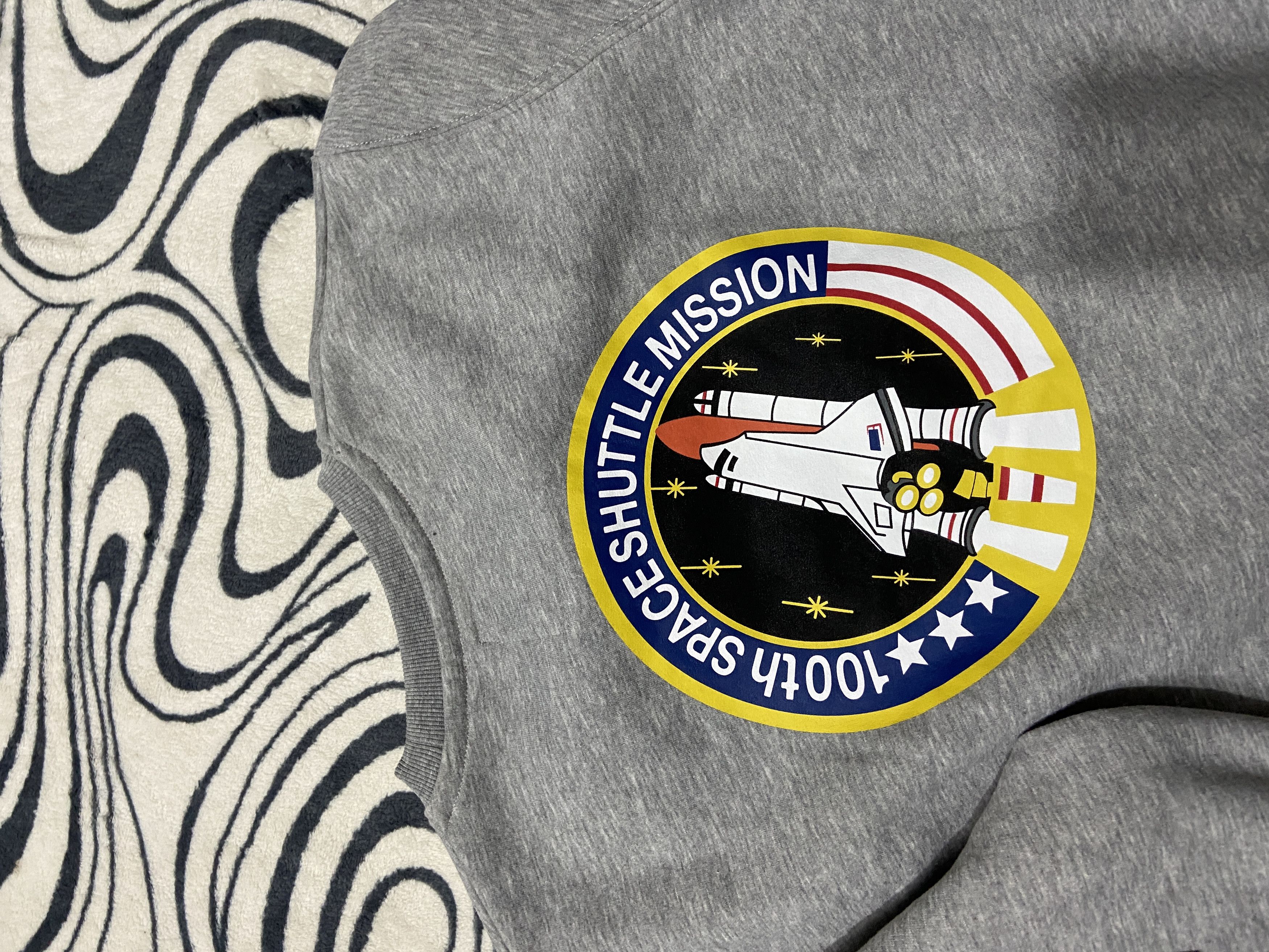 Alpha Industries Alpha Industries x NASA Mens Sweatshirt Size US L / EU 52-54 / 3 - 5 Thumbnail