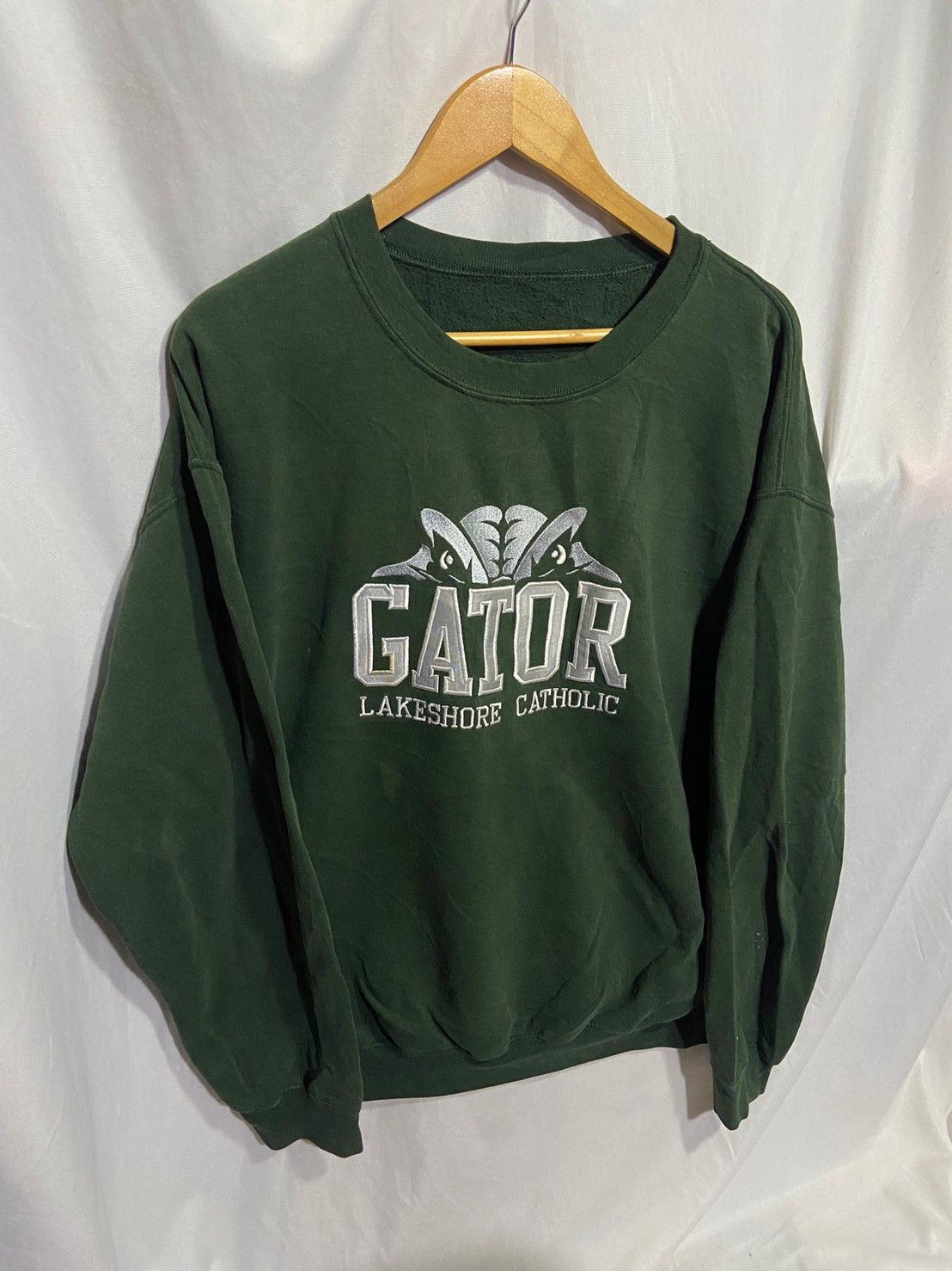 Vintage Vintage Lakeshore Catholic Gator Sweatshirt 90s | Grailed